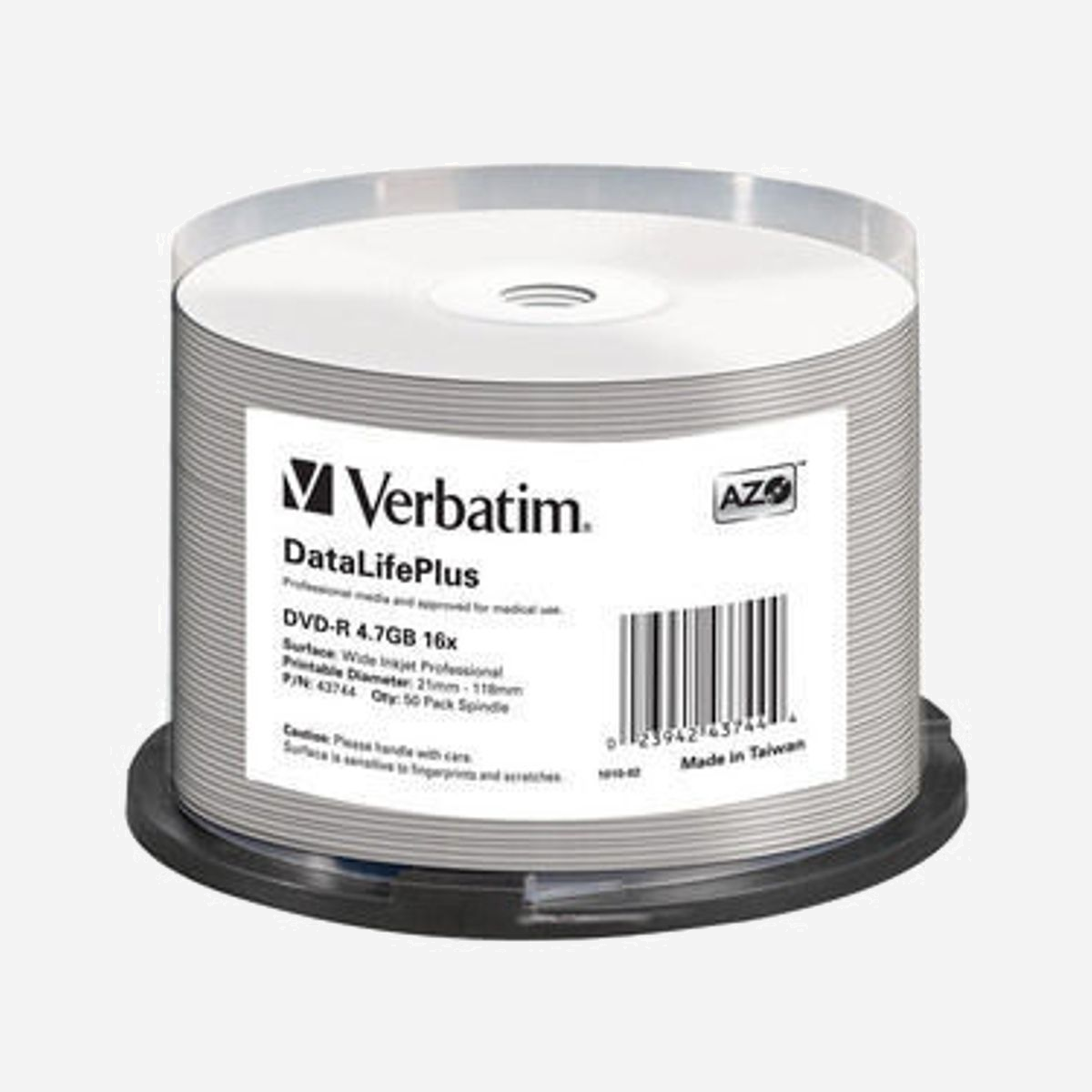 Verbatim DataLifePlus DVD-R 4.7 Go 16x Imprimable - Fuseau de 50 disques - Diamètre 120 mm - Référence 43744 - Les supports optiques professionnels de Verbatim présentent des spécifications plus strictes que les normes établies par les organismes de normalisation du secteur. <br><br>Des spécifications plus strictes assurent une meilleure compatibilité avec les graveurs et les enregistreurs. Vous obtenez ainsi une qualité d'enregistrement supérieure, ce qui garantit une durée de vie plus longue et une meilleure lisibilité pour les archives. <br><br>Vous pouvez reconnaître les supports optiques professionnels de Verbatim grâce à la marque DataLifePlus.Les DVDR/RW de Verbatim utilisent la technologie MKM/Verbatim, qui assure à tout enregistrement une qualité supérieure. Grâce à son étroite collaboration avec les fabricants de lecteurs, le département de Recherche et développement de Mitsubishi Chemical assure la compatibilité étendue des disques Verbatim, ce qui en fait le support idéal pour partager des données informatiques, ainsi que des vidéos amateurs, des photos et de la musique. Numéro 1* en Europe pour les supports enregistrables<br><br>* SCCG CD/DVDR '03 - '13.