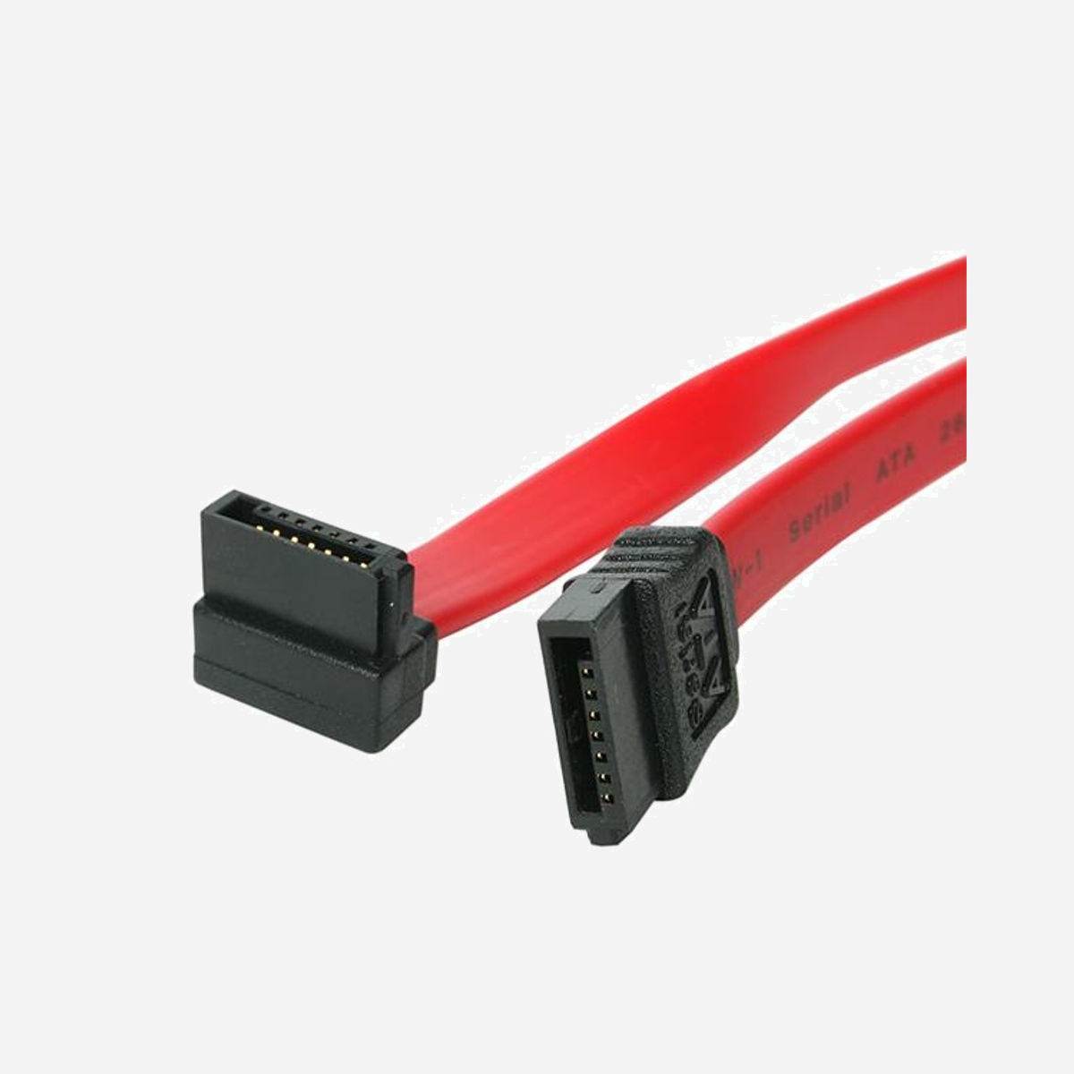 StarTech.com Câble SATA III 6Gbps 15cm, Connecteur Droit vers Angle Droit 90°, Mâle/Mâle, Rouge, Compatible Serial ATA, Réf: SATA6RA1 - Faites une connexion à angle droit à votre disque SATA, pour une installation dans les espaces restreints<br/><br/>Le câble SATA à angle droit (90°) SATA6RA1 possède une prise SATA standard (droite) et une prise SATA à angle droit, permettant ainsi un raccordement facile de 15 cm à un disque Serial ATA, avec une vitesse de transfert SATA 3.0 complète pouvant atteindre 6 Gb/s avec des disques compatibles SATA 3.0.<br/><br/>La connexion SATA à angle droit vous permet de brancher votre disque dur Serial ATA dans les espaces réduits et difficiles d’accès, tandis que le design souple et peu encombrant du câble améliore la circulation de l'air et réduit l'enchevêtrement dans le boîtier de votre ordinateur afin que celui-ci reste net et ne chauffe pas.<br/><br/>Fabriqué exclusivement à partir de matériaux de qualité supérieure et conçu pour une durabilité et une fiabilité optimales.<br/><br/>Sinon, StarTech.com offre également un câble SATA à angle gauche de 15 cm (SATA6LA1) qui permet une installation aussi simple que le câble SATA à angle droit, tout en permettant au câble d’être connecté au disque SATA dans l'autre sens.<br/><br/>The StarTech.com Advantage<br/>