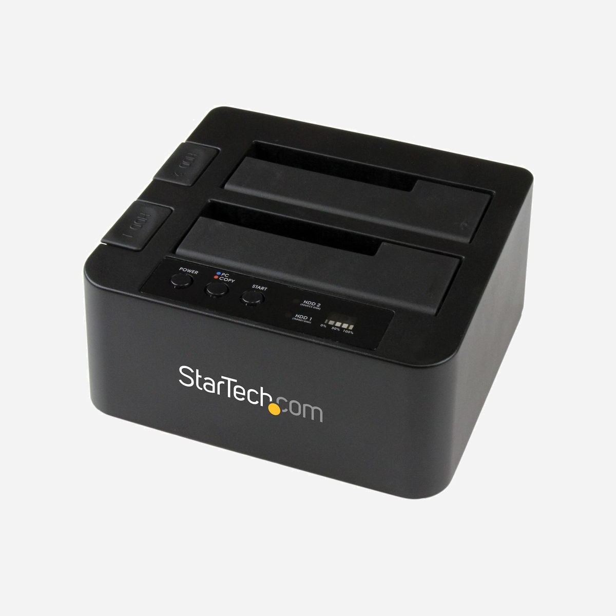 StarTech.com SDOCK2U33RE Duplicateur HDD/SSD 2 baies SATA III 2.5/3.5" USB 3.2 Gen 1 (5Gbps)/eSATA, Clone Autonome, 8 To max par baie - Cloneur de Disque Dur / 2.5"/3.5" HDD/SSD / USB 3.2 Gen 1 (5 Gbps)/eSATA / SATA<br/><br/>La station de duplicateur de disque dur/SSD SATA de 2,5/3,5 po SDOCK2U33RE vous permet de dupliquer/cloner un disque dur existant sans utiliser de système informatique hôte -- ou de brancher et d'échanger simultanément des disques de votre PC ou ordinateur portable au moyen d'un seul port USB ou eSATA.<br/><br/>Fonctionnalités polyvalentes<br/><br/>La station de duplicateur SDOCK2U33RE procure deux fonctions pratiques. Comme duplicateur de disque dur, la SDOCK2U33RE vous permet de créer un clône exact, secteur par secteur, d'un disque existant, y compris des partitions et de l'information du secteur d'amorçage. Cela garantit l'intégrité et la cohérence des données dans les applications sensibles, telles que la récupération des données. Comme station d'accueil de disque externe, la station SDOCK2U33RE vous permet de connecter vos lecteurs par eSATA ou USB, chaque slot prenant en charge les disques durs ou lecteurs à état solide de grande capacité de 2,5/3,5 po testée jusqu'à 4 To.<br/><br/>Fonctionnement rapide<br/><br/>Avec la compatibilité SATA III (6 Gb/s), vous pouvez optimiser l'efficacité avec des vitesses de duplication pouvant atteindre 22 Go/minute, et des vitesses d'accueil eSATA jusqu'à 6 Gb/s. On peut aussi connecter la station par USB 3.0 avec UASP pour des vitesses de transfert atteignant 5 Gb/s (70 % plus rapide que USB 3.0 classique). Pour en savoir plus, consultez les résultats de test UASP ci-dessous.<br/><br/>Utilisation pratique<br/><br/>Avec son fonctionnement par bouton et son installation plug-and-play, la station de duplicateur est conçue pour une utilisation sans tracas. La station SDOCK2U33RE vous permet de rapidement accueillir vos disques durs ou de commencer la duplication de disques durs à la pression d'un bouton. De plus, la barre de progression intégrée à DEL vous permet de gagner du temps en vous laissant surveiller l'ensemble du processus de duplication. Vous connaîtrez donc exactement le moment pour passer à la prochaine opération.<br/><br/>Rendement amélioré grâce à UASP<br/><br/>UASP est pris en charge dans Windows 8, Mac OSX (10.8 ou postérieur) et Linux. Les tests démontrent que la prise en charge UASP donne une vitesse de lecture de 70 % supérieure et une vitesse d'écriture de 40 % supérieure à l'USB 3.0 tradtionnel à la capacité maximale.<br/><br/>Dans les mêmes conditions, UASP affiche une réduction de 80 % des ressources exigées du processeur.<br/><br/>Le test a été effectué avec un système Intel® Ivy Bridge, un boîtier StarTech.com avec UASP et un lecteur à état solide SATA III.<br/><br/>The StarTech.com Advantage<br/>