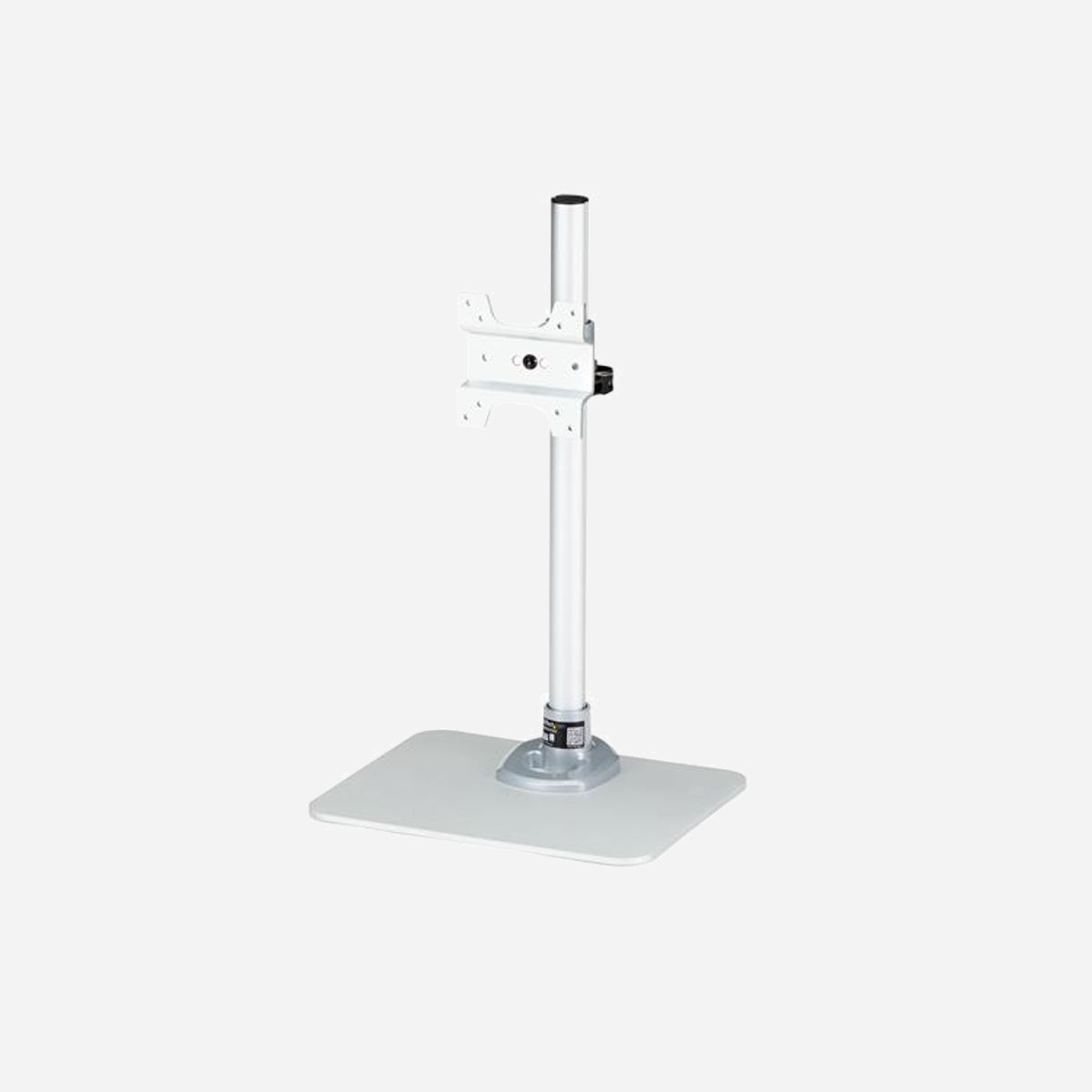 StarTech.com Support de bureau écran 12-34" Argent ARMPIVSTND Acier/Alu VESA 75x75/100x100 Inclinaison -15°/+45° Rotation 360° Charge max 14kg - Support de bureau pour moniteur | Compatible VESA | Pied pour écran PC jusqu'à 34"<br/><br/>Avec sa finition argentée élégante, ce support pour écran unique en acier robuste maintient fermement votre écran et apporte une touche d'élégance à votre espace de travail. Le support pour écran de bureau permet un positionnement flexible de votre écran d'ordinateur et se règle facilement pour un angle de vue idéal.<br/><br/>Utilisation polyvalente avec plusieurs écrans<br/><br/>Le support d'écran peut facilement accueillir les écrans d'une taille de 12" à 34" et d'un poids maximal de 14 kg.<br/><br/>Pour plus de flexibilité, vous pouvez utiliser le matériel fourni pour installer votre écran Apple Cinema Display, Thunderbolt Display ou Apple iMac. Le support fonctionne parfaitement avec n'importe quel écran Apple Cinema ou Thunderbolt livré avec un support amovible ou un adaptateur de support VESA intégré. Il fonctionne également avec les iMac 24" et 27" dotés d'un support amovible ou d'un adaptateur de support VESA intégré.<br/><br/>Améliorez votre confort<br/><br/>Le support pour écran de bureau est doté d'un montant de 380 mm de haut, offrant une grande variété de réglages de la hauteur pour un confort accru pendant le travail. Réglez facilement la hauteur, la position et les angles de vue de votre écran pour créer un environnement de travail ergonomique.<br/><br/>Visualisation optimale<br/><br/>Grâce au support d'écran ajustable, vous pouvez installer un écran sur le support de bureau, en réglant l'inclinaison et le pivotement pour un positionnement optimal. Pour afficher des pages plus longues ou des blocs de code sans les faire défiler, le support pour écran de bureau permet de faire pivoter l'écran du format paysage au format portrait.<br/><br/>Structure en acier et installation facile<br/><br/>Fabriqué en acier durable, le support pour écran unique permet une installation facile pour un large choix d'écrans. Le système de gestion des câbles intégré permet d'organiser et de dissimuler les câbles.<br/><br/>The StarTech.com Advantage<br/>