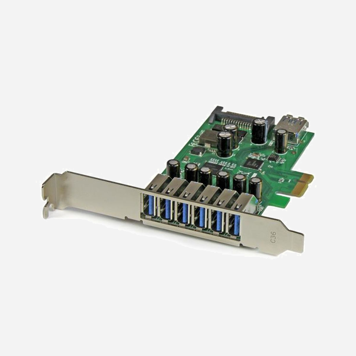 StarTech.com Carte PCIe USB 3.0 7 ports (6 ext, 1 int) avec alimentation SATA, Chipset Renesas/NEC µPD720201/210, Support UASP, Profil Standard/Bas - Obtenez l'évolutivité dont vous avez besoin en ajoutant à votre ordinateur 7 ports USB 3.2 Gen 1 (5Gbps) avec alimentation SATA<br/><br/>Gérez plus efficacement votre charge de travail. Cette carte USB 3.2 Gen 1 augmente les capacités de votre ordinateur grâce à ses sept ports USB 3.2 Gen 1 supplémentaires. Son format novateur à ports superposés s'adapte facilement aux ordinateurs de bureau standard et de faible encombrement.<br/><br/>Plus de ports. Plus grande évolutivité.<br/><br/>Plus vous disposez de ports, plus vous pouvez ajouter des périphériques USB en cas de besoin. Cette carte USB 3.2 Gen 1 robuste met à votre disposition sept ports USB 3.2 Gen 1 (dont six externes et un interne) pour brancher en même temps vos tablettes, smartphones, disques durs externes, lecteurs CD/DVD, imprimantes et autres périphériques. Tous ces ports vous permettent de laisser vos appareils branchés afin qu'ils soient toujours prêts à l'emploi au besoin. Cette solution est également économique : puisque vous pouvez brancher tous ces périphériques, pas besoin d'acheter d'autres hubs ou cartes.<br/><br/>Grâce au port USB 3.2 Gen 1 interne, vous pourrez brancher un périphérique USB à l'intérieur de l'ordinateur; ce qui donne une solution plus pratique et plus sécurisée.<br/><br/>Conception à double profil unique<br/><br/>Polyvalente, cette carte USB 3.2 Gen 1 à double profil comporte des ports superposés. Cette configuration novatrice vise à installer un grand nombre de ports externes dans un format compact, ce qui le rend compatible avec les systèmes informatiques de bureau à faible encombrement et pleine hauteur. Un support est fourni pour l'installation dans les ordinateurs à faible encombrement.<br/><br/>Installation facile du pilote<br/><br/>Vous serez opérationnel en un rien de temps. La carte s'installe automatiquement dans Windows® 8.1 ou version ultérieure, grâce à son support natif du système d'exploitation. Elle est également rétrocompatible avec les appareils USB 2.0 et 1.x pour vous aider à tirer le meilleur parti de vos périphériques existants.<br/><br/>Performance USB 3.2 Gen 1 améliorée par UASP<br/><br/>Cette carte SuperSpeed USB 3.2 Gen 1 à haut rendement prend en charge des vitesses de transfert pouvant atteindre 5 Gb/s ainsi que le protocole UASP, qui peut augmenter la vitesse de lecture de 70 % et la vitesse d'écriture de 40 % par rapport à l'USB 3.2 Gen 1 traditionnel lorsqu'elle est jumelée à un boîtier compatible avec l'UASP.<br/><br/>La qualité de construction robuste de la carte garantit sa durabilité et votre tranquillité d'esprit; même lorsque vous branchez de multiples périphériques.<br/><br/>Remarque : le protocole UASP (USB Attached SCSI Protocol) est pris en charge par Windows 8.1 ou ultérieur et Linux kernel 2.6.37 ou ultérieur. Les tests ont été exécutés sur un système Intel® Ivy Bridge équipé de cartes USB 3.2 Gen 1 StarTech.com, d'un boîtier StarTech.com compatible UASP et d'un SSD SATA III.<br/><br/>The StarTech.com Advantage<br/>