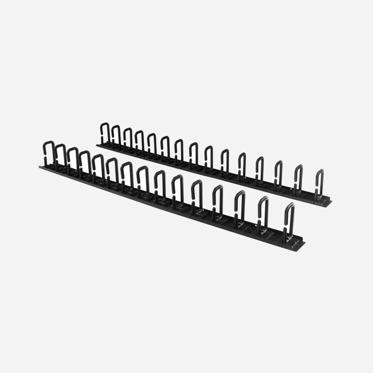 StarTech.com CMVER40UD - Panneau Vertical de Gestion de Câbles Rack 0U - 1.8m (2x91cm) - Acier Noir - Pour Racks 40U+ - RoHS - Vis Incluses - Organisez vos câbles dans n'importe quel rack ou armoire 40U ou supérieur à l'aide de ce panneau de gestion de câbles vertical<br/><br/>Ce gestionnaire de câbles vertical de 1,8 m (2 panneaux de 91 cm) vous offre une méthode simple et peu encombrante d'organisation des câbles dans votre rack de serveur. Vous pouvez fixer le gestionnaire de câbles à deux panneaux verticalement dans votre rack pour guider proprement les câbles entre les équipements installés à différentes hauteurs.<br/><br/>Le gestionnaire de câbles 0U offre des options d'installation polyvalentes ainsi que la compatibilité avec la plupart des racks 40U ou supérieurs. La conception 0U ultra-compacte et l'installation sans outil simplifiée vous permet de fixer ou de repositionner ces panneaux comme bon vous semble.<br/><br/>Améliorez l'aspect et l'accessibilité de votre rack<br/><br/>Le gestionnaire de câbles utilise une méthode de gestion de câbles avec anneaux qui guide proprement les câbles qui le traversent. Le fait que les câbles soient bien organisés et acheminés améliore non seulement l'aspect et l'accessibilité de votre rack, mais vous permet également d'installer; d'accéder et de gérer plus facilement les composants du rack.<br/><br/>Options d'installation configurables avec deux panneaux de 91 cm<br/><br/>Ce système de gestion de câbles polyvalent comporte deux panneaux de 91 cm. Vous pouvez ainsi configurer chaque panneau pour accueillir tous vos équipements. Vous pouvez installer chaque panneau à chaque extrémité (en position verticale) pour qu'ils couvrent toute la hauteur de votre rack, sur un des côtés ou à l'avant et à l'arrière de votre rack pour gérer les câbles à plusieurs emplacements.<br/><br/>Le gestionnaire de câbles en deux parties guide les câbles verticalement et de manière soignée le long de votre rack et entre les équipements installés à différentes hauteurs. Vous disposez ainsi d'une méthode d'acheminement des câbles ordonnée et bien organisée entre les appareils installés en bas et ceux installés en haut de votre rack, sans enchevêtrement de câbles entre les niveaux.<br/><br/>Compatibilité facilitée avec votre rack<br/><br/>Pour une compatibilité optimale avec quasiment n'importe quel rack de serveur, vous pouvez installer les panneaux de gestion de câbles à l'aide des trous de montage que l'on retrouve sur la plupart des équipements en rack. La méthode de montage sans outil permet de fixer le panneau de gestion de câbles aux trous de montage en forme de trou de serrure percés dans votre rack.<br/><br/>La méthode de rail de montage horizontal permet de fixer le panneau de gestion de câbles aux rails de montage horizontal se trouvant sur le côté de votre rack.<br/><br/>Pour les racks ne prenant pas en charge ces méthodes d'installation; vous pouvez également installer les panneaux de gestion de câbles par d'autres moyens, à l'aide des trous non standard sur les parois et les châssis de votre rack ou à l'aide des unités de rack sur les rails de montage d'équipement par exemple.<br/><br/>Protégez votre équipement<br/><br/>L'acheminement des câbles à travers un panneau permet de réduire la tension généralement exercée sur les câbles. Ceci permet d'éviter la dégradation des câbles et les pertes de connexion, et réduit les tensions sur les ports des équipements, prévenant ainsi les risques d'endommager vos précieux appareils montables en rack.<br/><br/>Un acheminement approprié des câbles permet également d'améliorer la circulation de l'air et de générer un refroidissement passif des appareils montés dans votre rack, afin que votre équipement fonctionne à des températures optimales et de réduire les risques de dommages causés par une surchauffe du rack.<br/><br/>The StarTech.com Advantage<br/>