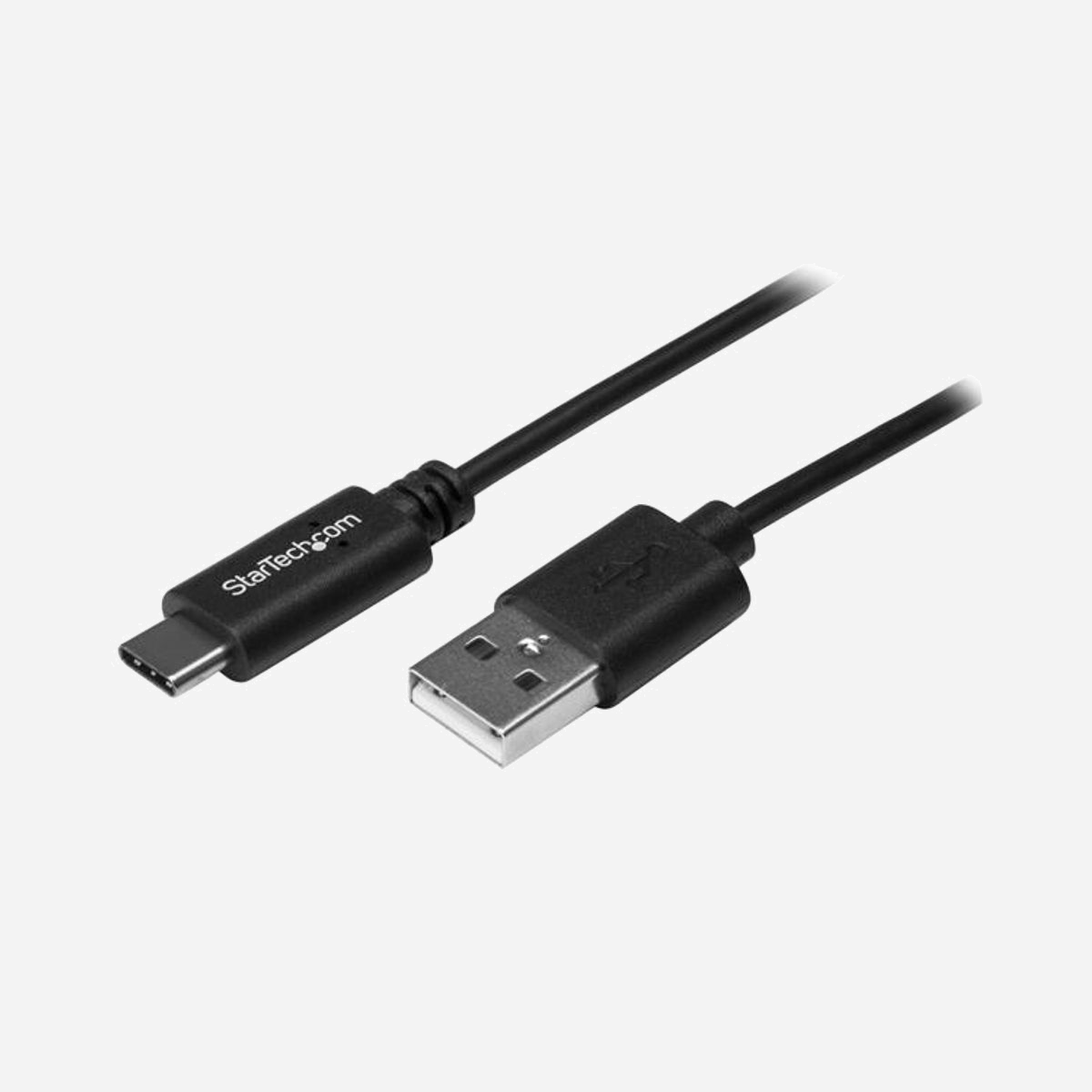 StarTech.com Câble USB-A vers USB-C 0.5m, USB 2.0, 3A, 480Mbps, Connecteurs M/M, AWG 22/30, Blindage Mylar, Noir, RoHS - USB2AC50CM - Connectez et chargez les appareils USB Type-C, y compris l'iPhone 15 et plus, avec ce câble USB-C vers USB-A<br/><br/>Ce câble USB-C™ vers USB-A simplifie le chargement et la synchronisation des appareils mobiles USB Type-C™ à l'aide du port USB-A présent sur votre ordinateur, d'un chargeur mural, d'un chargeur pour véhicule ou d'un chargeur Power Bank USB-A.<br/><br/>Chargez et synchronisez vos appareils mobiles tout au long de votre trajet<br/><br/>Ce câble non standard de 50 cm est la solution idéale pour les connexions de proximité destinées à charger et synchroniser vos appareils mobiles USB Type-C™ depuis votre ordinateur portable.<br/><br/>Vous pouvez également utiliser le câble pour charger vos appareils USB-C à partir d’un chargeur mural, d’un chargeur de voiture ou d'un chargeur Power Bank USB-A. C’est le câble idéal pour les automobilistes ou pour réduire l’encombrement lors de la synchronisation avec votre ordinateur portable.<br/><br/>Conservez-le comme câble de secours pendant vos voyages<br/><br/>Remplacez le câble de chargement USB-C fourni avec votre appareil ou conservez l'un des deux comme câble de secours dans votre sacoche, sac à dos ou housse de transport.<br/><br/>The StarTech.com Advantage<br/>