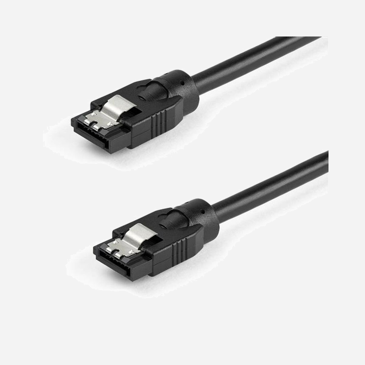 StarTech.com Câble SATA III 0.3m, Connecteurs 7-Pin Mâle/Mâle Droit, 6Gbps, AWG 30, RoHS, CE, REACH - SATRD30CM - Câble de données SATA | Connecteurs à verrouillage droit | 6Gbps | Garantie à vie<br/><br/>Ce câble rond SATA de 30 cm assure une connexion sécurisée à vos disques SATA tout en garantissant une circulation optimale d'air dans l'ensemble de votre boîtier d'ordinateur de bureau ou de serveur.<br/><br/>Circulation d'air améliorée<br/><br/>Avec sa conception arrondie, ce câble d'alimentation pour disque dur SATA améliore la circulation de l'air à l'intérieur de votre ordinateur. Il fournit une résistance moindre lorsque l'air passe autour du câble SATA, ce qui garantit un refroidissement optimal du système pour une meilleure performance.<br/><br/>Connexion sécurisée<br/><br/>Le câble SATA à verrouillage est doté de connecteurs de verrouillage qui empêchent les déconnexions accidentelles lorsqu'il est connecté à vos disques SATA.<br/><br/>Vitesses de transfert rapides<br/><br/>Conformément aux spécifications SATA 6 Gbit/s, ce cordon SATA prend en charge le transfert de données, avec des vitesses allant jusqu'à 6 Gbit/s lorsqu'il est utilisé avec des disques compatibles SATA 3.0.<br/><br/>Tests de produits complets et assistance technique d'experts<br/><br/>StarTech.com effectue des tests de compatibilité et de performance approfondis sur tous nos produits pour s'assurer que nous respectons ou dépassons les normes du secteur et que nous fournissons des produits de haute qualité à nos clients. Forts d'une vaste expertise des produits, nos conseillers techniques StarTech.com locaux travaillent directement avec les ingénieurs de StarTech.com pour fournir une assistance à nos clients avant et après la vente.<br/><br/>The StarTech.com Advantage<br/>