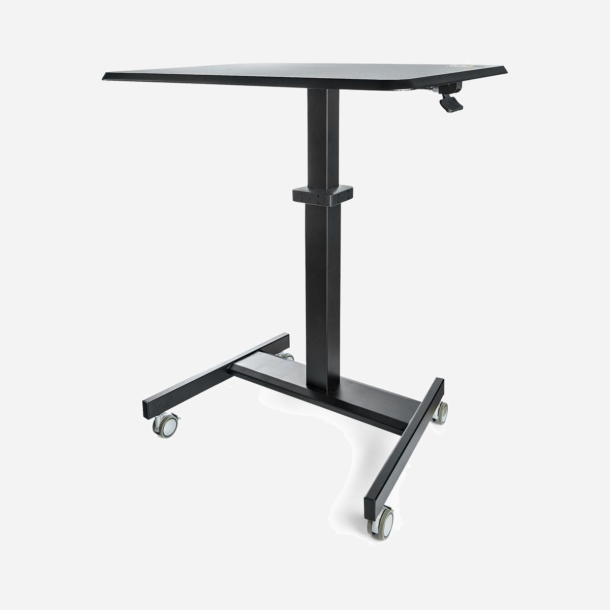 StarTech.com STSCART2 : Bureau Mobile Ergonomique Assis-Debout 60x80cm, Hauteur Réglable 74-115cm, 4 Roues avec Freins, Charge Max. 30kg - Poste Mobile Ergonomique | Réglable en Hauteur |Bureau à Roulettes Portable<br/><br/>Encouragez la collaboration et les salles de classe interactives avec ce bureau mobile assis-debout de StarTech.com.<br/><br/>Ces tables ordinateur réglables permettent aux utilisateurs de créer une configuration qui répond à leurs besoins en passant facilement d'une position assise à une position debout sans interruption. Les deux roulettes avant peuvent être verrouillées pour empêcher tout déplacement de poste de travail ergonomique.<br/><br/>Réglages simples de la hauteur<br/><br/>Le passage d'une position assise à une position debout au cours de la journée engendre de nombreux bienfaits pour la santé : circulation accrue, fatigue réduite, etc. Les stations de travail ergonomiques debout permettent aux utilisateurs de changer facilement de position, pour favoriser la concentration et l'attention.<br/><br/>Réglez le bureau à n'importe quelle hauteur entre 74 cm et 115 cm sans effort à l'aide du levier. L'absence de niveau prédéfini permet à chaque utilisateur de régler précisément la hauteur de manière à travailler dans le plus grand confort.<br/><br/>Surface de travail spacieuse<br/><br/>La large surface du bureau (60 cm x 80 cm) offre l'espace nécessaire pour un ordinateur portable, une souris et plus encore.<br/><br/>Idéal pour les salles de classe personnalisables<br/><br/>Les professeurs peuvent créer des environnements d'apprentissage dynamiques adaptés à leurs besoins. Il leur suffit de déverrouiller les deux roulettes avant pour déplacer les stations de travail dans la salle, pour :<br/><br/>• des apprentissages individuels personnalisés<br/>• des présentations<br/>• des configurations standard (ou à distance) de salle de classe pour les cours magistraux ou les examens<br/><br/>Le bureau portable peut également être utilisé dans des salles de formation, des sites de production et entrepôts ou en home office.<br/><br/>The StarTech.com Advantage<br/>