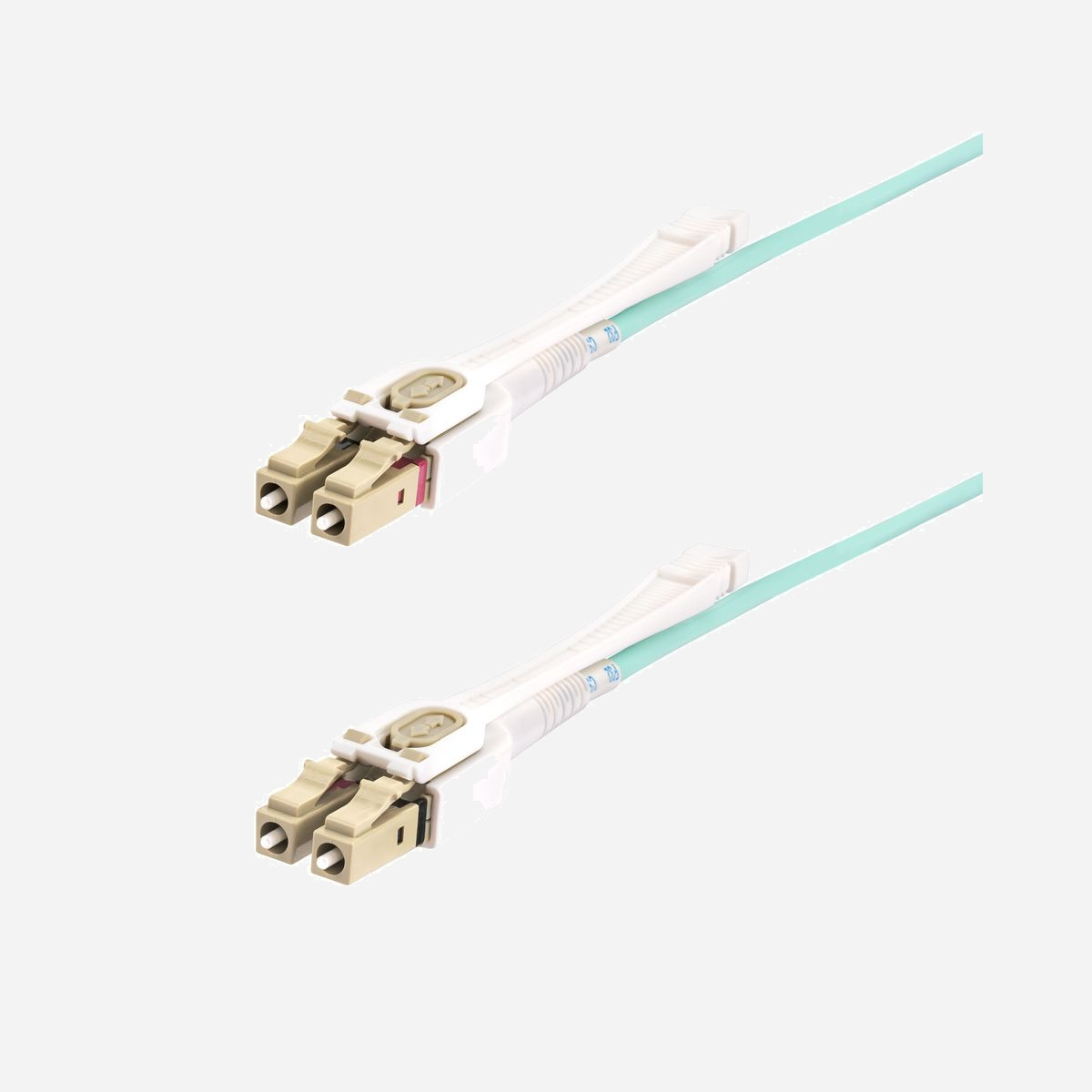 StarTech.com Câble Fibre Optique OM4 LC/UPC-LC/UPC 3m, Multimode 50/125µm, LOMMF, LSZH, Insensible à la Courbure, 100Gbit/s, Languettes Push-Pull - Optimiser le câblage de raccordement en fibre optique dans les applications de raccordement à haute densité où les câbles ont tendance à se plier<br/><br/>Le câble à fibres optiques multimode LC/UPC vers LC/UPC OM4 permet des connexions réseau 40/100G. Les languettes de type push-pull sur chaque connecteur garantissent une connexion et un retrait rapides, facilitant une installation précise dans des environnements à haute densité de connexion. La fibre insensible à la courbure et les décharges de traction moulées prennent en charge les câbles nécessitant des courbes micro/macro tout en maintenant une faible atténuation. Les boîtiers de décharge de traction rétractables permettent un changement de polarité sur site sans outil. Les connecteurs LC-Duplex codés par couleur garantissent une configuration de polarité sans erreur.<br/><br/>Conçu pour des performances optimales<br/><br/>Les embouts en céramique fabriqués avec précision garantissent un alignement précis des fibres pour éviter les problèmes de connectivité et réduire au minimum la perte d'insertion. Conçu pour offrir une fiabilité dans les applications réseau à haute densité, les extrémités de fibre polie LC vers LC UPC améliorent considérablement les caractéristiques de perte de retour. Le câble à fibres optiques multimode en fibre OM4 Laser-Optimized Multi-Mode Fiber (LOMMF) est idéal pour les sources laser à cavité verticale émettrice de surface (VCSEL) à 850 nm et 1300 nm ainsi que pour les sources à LED.<br/><br/>Compatibilité<br/><br/>Ce cordon de raccordement à fibres optiques multimode de 50/125 µm est rétrocompatible avec les réseaux OM3 et 1/10/40G, garantissant une connexion fiable dans les environnements de fibres existants.<br/><br/>Gaine de câble LSZH<br/><br/>Logé dans une gaine ignifuge LSZH (Low-Smoke, Zero-Halogen), ce câble à fibres OM4 émet peu de fumée et de gaz toxiques en cas d'exposition à une chaleur extrême ou en cas d'incendie. Cela permet des installations de câbles plus sûres dans des zones à ventilation insuffisante, y compris certains environnements industriels, des environnements autonomes tels que les trains et les avions, ainsi que des environnements résidentiels où la conformité aux codes du bâtiment doit être prise en compte.<br/><br/>Chaque câble à fibres OM4 est également testé individuellement pour des performances de perte d'insertion conformes ou supérieures à la norme industrielle TIA/EIA-568, garantissant une compatibilité et une fiabilité à 100 %.<br/><br/>The StarTech.com Advantage<br/>