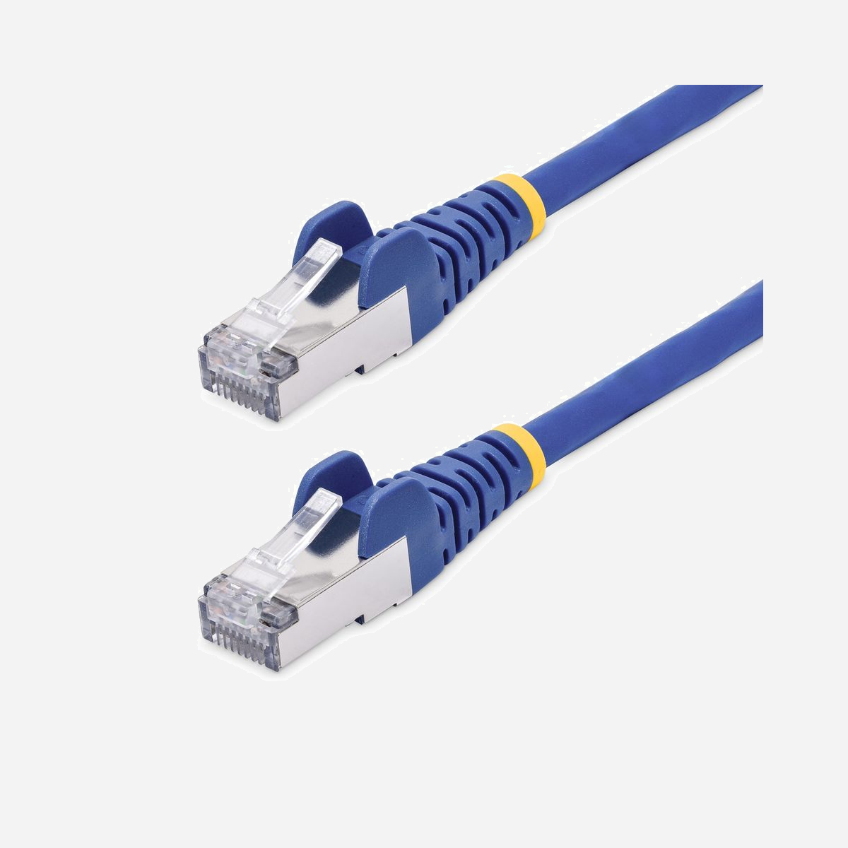 Câble StarTech.com Ethernet CAT8 50cm Bleu, S/FTP, RJ45 Snagless, 25/40G, 2000MHz, 100W PoE++, Cuivre 26AWG, LSZH, Testé Fluke Channel - Connectez-vous en toute fiabilité à un réseau 25G/40G à l'aide de ce câble blindé LSZH Cat8<br/><br/>Connectez-vous à un commutateur ou périphérique réseau 25/40 Gbit/s en utilisant ce câble Ethernet Catégorie 8 sans accroc S/FTP. La fréquence maximale de 2000 MHz permet un débit jusqu'à quatre fois plus élevé que le Cat6a.<br/><br/>Câble en Cuivre Nu Pur<br/><br/>Nos câbles Cat8 sans accroc sont conçus pour des performances durables. La construction à paires torsadées blindées et feuilletées (S/FTP) à 4 paires utilise un fil de cuivre nu pur de calibre 26 AWG pour une conductivité améliorée et une faible résistance, garantissant une transmission fiable et une perte de signal minimale.<br/><br/>Le câblage en cuivre nu pur offre des caractéristiques de performance cohérentes dans différents environnements. Chaque paire est blindée dans un feuillard en mylar d'aluminium et une tresse en cuivre étamé pour une protection EMI renforcée.<br/><br/>Construction Durable<br/><br/>Le câble Ethernet Cat8 est doté de connecteurs sans accroc plaqués or de 50 microns qui permettent un ajustement précis pour minimiser l'usure et sont évalués au-delà de 750 cycles d'accouplement de connecteurs. La gaine flexible ignifuge faible fumée zéro halogène (LSZH) émet peu de fumée et de vapeurs toxiques en cas d'exposition à une chaleur extrême ou en cas d'incendie. Cela permet des installations plus sûres dans des zones mal ventilées, y compris certains environnements industriels, des environnements autonomes tels que les trains et les avions, ainsi que des environnements résidentiels où la conformité aux codes du bâtiment doit être prise en compte.<br/><br/>Le câble est conçu pour résister aux courbures de +/-90 degrés et se route bien dans les espaces confinés.<br/><br/>Fiable et Polyvalent<br/><br/>Le cordon de brassage Cat8 blindé est idéal pour les réseaux 25/40GBASE-T à haute densité et prend en charge une sortie jusqu'à 100W vers les périphériques Power over Ethernet (PoE++). Établissez une connectivité avec les commutateurs 25G/40G, le stockage réseau attaché (NAS), les réseaux de stockage SAN (SAN) et les modules SFP. Il facilite un débit et une alimentation fiables pour les périphériques PoE à faible latence et critiques, y compris les commutateurs PoE, les points d'accès et les caméras IP.<br/><br/>La compatibilité descendante avec les normes Cat 6/6a et Cat 5/5e assure une intégration transparente dans les environnements réseau existants. Nos câbles Cat8 sans accroc sont testés par Fluke pour des performances Cat8 garanties.<br/><br/>The StarTech.com Advantage<br/>