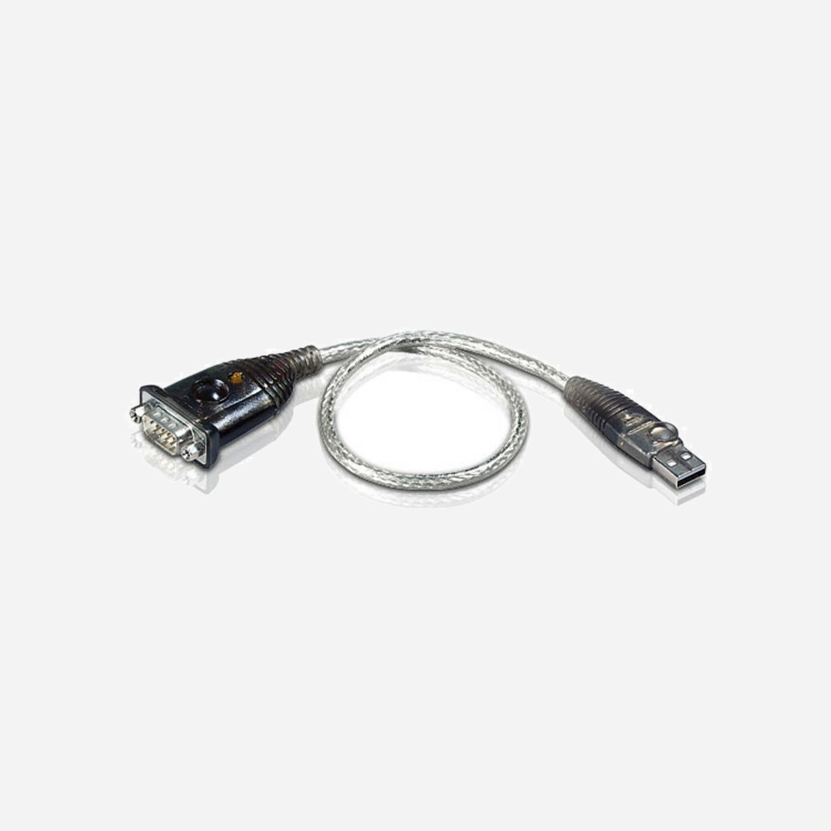 Adaptateur ATEN UC232A-AT USB Type-A vers DB-9 RS-232, câble 35cm, taux de transfert jusqu'à 921.6 Kbps, compatible PC & Mac, applications industrielles et grand public. - Le convertisseur de port USB vers série RS232 UC232A est l'accessoire idéal pour les ordinateurs portables et les ordinateurs fixes qui ne disposent pas de port série COM ou DB9. Prenant en charge les systèmes PC et Mac avec des vitesses de transmission jusqu'à 921.6 Kbps pour des performances rapides, il offre une solution de connectivité pratique pour les systèmes d'automatisation industrielle, les instruments scientifiques, les systèmes de point de vente, et d'autres applications industrielles et grand public spécialisées.<br>1 convertisseur USB-série<br>1 manuel d’utilisation
