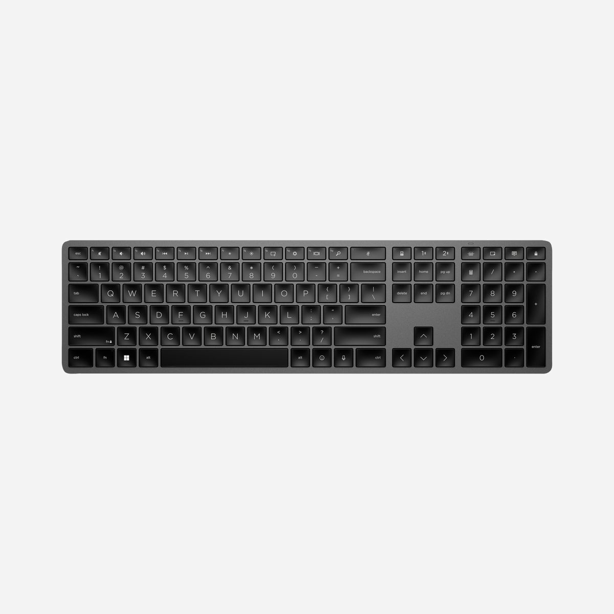 HP Clavier Sans Fil 975 Dual Mode (RF Sans Fil + Bluetooth) Rétroéclairé, Batterie Intégrée Rechargeable USB-C, Pavé Numérique, Récepteur Nano, Noir - Le meilleur de la performance, adapté à vous<br>Désormais, vous pouvez profiter d’un clavier totalement adapté à vos besoins, avec en plus une meilleure expérience de saisie. C’est notamment grâce à la connexion de trois appareils via Bluetooth® ou USB-A. Nous avons également inclus de nombreuses fonctionnalités incontournables comme le confort des touches silencieuses avec retour fluide, la programmation d’une vingtaine de touches avec des raccourcis, le rétroéclairage intelligent contrôlable et la longue autonomie de la batterie rechargeable.