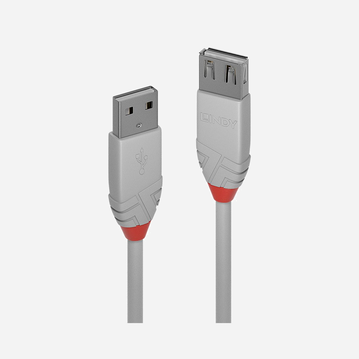 Lindy Anthra Line 36713 - Câble USB 2.0 Type A Mâle/Femelle - 2m - Gris - Conducteurs Cuivre Étamé - Contacts Nickel - AWG 26/28 - 480 Mbit/s - Faisant partie du concept de connectivité Line développé par LINDY, les rallonges Anthra Line USB 2.0 Type A sont un choix professionnel pour des connexions hautes performances dans les installations AV et IT.<br><br>Les câbles USB 2.0 Anthra Line disposent d'un double blindage et de conducteurs en cuivre étamé pour des performances supérieures. Les connecteurs en nickel et les contacts or maintiennent l'intégrité du signal et une résistance à la corrosion.<br><br>Les taux de transfert de 480Mbit/s sont pris en charge pour une transmission rapide et sans effort de large volume de données.<br><br>Les connecteurs et gaines gris assurent un visuel sobre entre la source et le périphérique.
