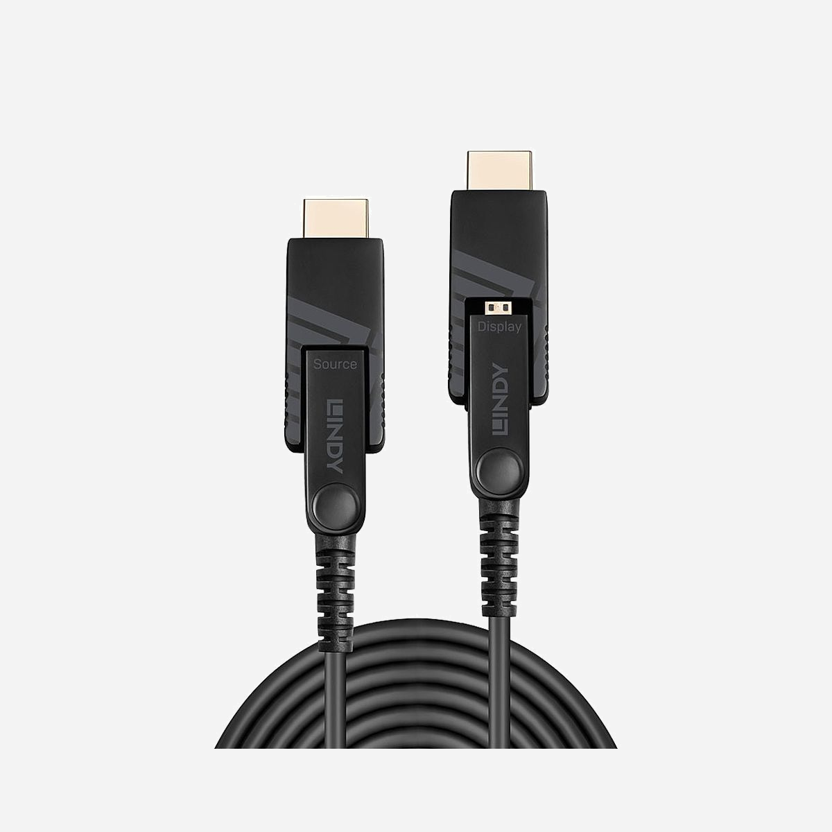 Lindy 38320 Câble Hybride HDMI 2.0 Micro (Type D) 10m, 4K 60Hz, 18Gbit/s, AWG24, Connecteurs Or, Diamètre 4.5mm, RoHS - La gamme de câbles hybrides micro-HDMI 2.0 18G avec connecteurs détachables de LINDY est la solution professionnelle pour étendre les signaux Micro-HDMI, HDMI et DVI sur de longues distances, sans avoir besoin d'adaptateurs supplémentaires. Combinant la flexibilité et la résistance élevée aux interférences électromagnétiques et aux interférences radioélectriques des câbles à fibres optiques avec un câblage standard en cuivre, ces câbles hybrides sont idéaux pour une utilisation dans des installations AV critiques ou des installations commerciales.<br><br>Fourni sous la forme d'un câble mince avec un connecteur de haute qualité en métal Micro-HDMI de taille réduite, il peut être installé facilement à travers les conduits et autres petits espaces sans endommager la structure interne du câble, tandis que les connecteurs HDMI et DVI amovibles peuvent être ajoutés aux extrémités de l'installation pour la connexion à une variété encore plus large d'écrans et de dispositifs tels que TV, PC ou affichage Digital Signage. Cette conception innovante permet une gamme beaucoup plus large de solutions de connectivité qui peuvent être personnalisées librement par l'utilisateur, y compris HDMI à DVI, HDMI à HDMI ou DVI à un écran DVI.<br><br>Prenant en charge toutes les fonctions haut de gamme de la spécification HDMI 2.0 18G, ces câbles peuvent fournir des résolutions allant jusqu'à 4K à 60Hz, parfaites pour assurer la meilleure qualité d'image possible dans les affichages de détail qui attirent l'attention, les installations AV immersives lors d'événements ou dans une installation résidentielle de qualité supérieure. La prise en charge HDR assure une gamme de couleurs beaucoup plus large, des contrastes plus importants et une luminosité améliorée pour fournir un contenu accrocheur, même en extérieur ou dans des scénarios très éclairés. La prise en charge de l'audio multicanal, y compris Dolby True HD et Dolby Atmos, procure également une expérience audio plus complète pour l'auditeur, complétant l'affichage vidéo de haute qualité.