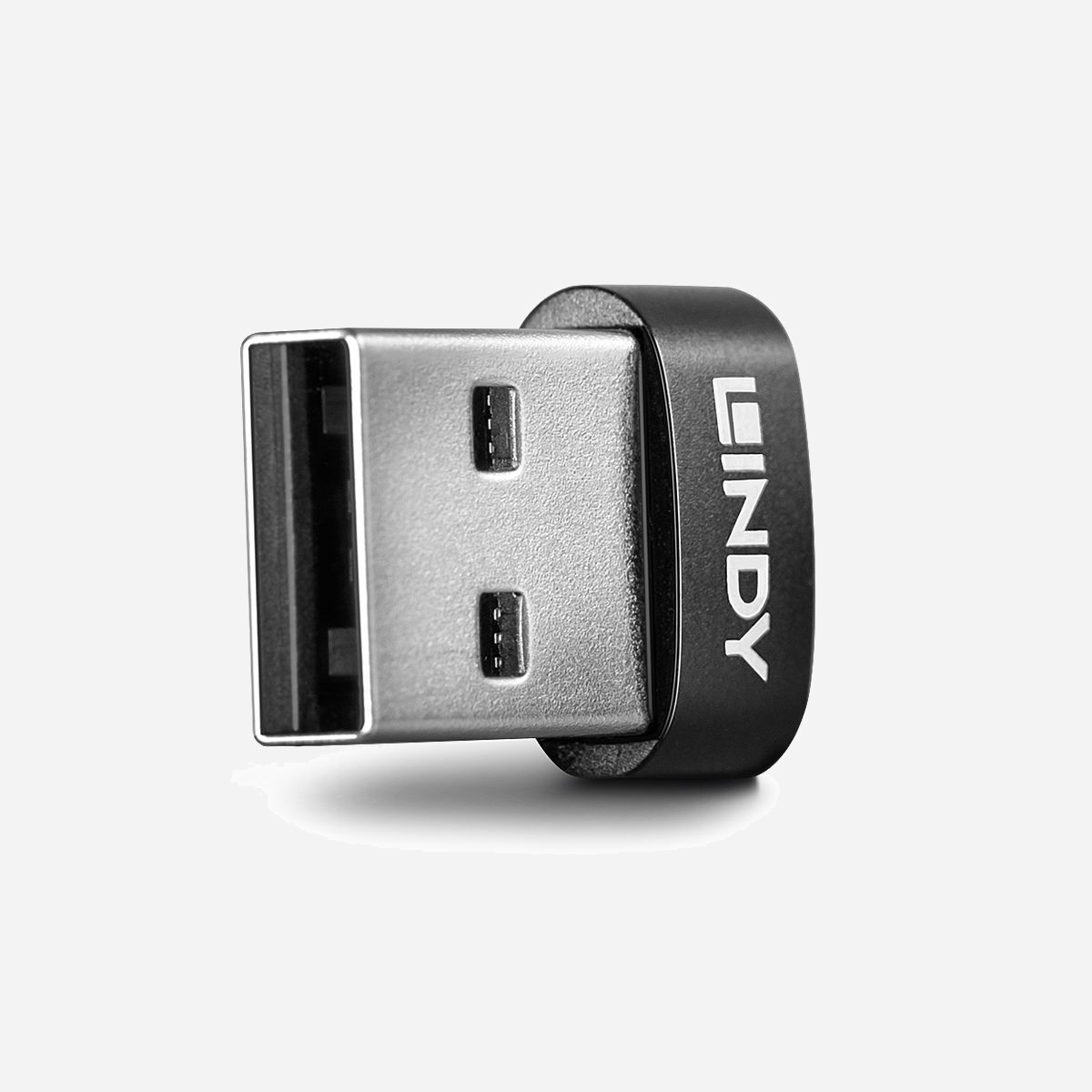 Lindy 41884 Adaptateur USB Type-A Mâle vers USB Type-C Femelle 2.0, Corps Aluminium Noir, Contacts Nickel/Or, Taux 0.48 Gbit/s, 14.9x2.5x6.9mm - Compatible USB 2.0 avec USB type femelle.<br><br>