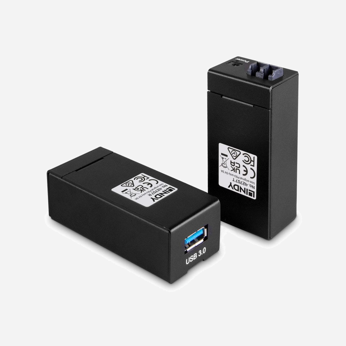 Lindy 42707 - Extender USB 3.0 Fibre Optique 200m - Émetteur/Récepteur AV Noir - Connecteurs LC Duplex - 5 Gbit/s - Alimentation 5V 3A - L'Extender USB 3.0 sur fibre optique 200m de LINDY prend en charge des distances beaucoup plus longues que les câbles en cuivre standard, utilisant une fibre optique LC Duplex standard, tout en conservant des taux de transfert SuperSpeed allant jusqu'à 5 Gbit/s. L'extender est une solution matérielle en deux parties comprenant un émetteur qui se connecte directement à votre ordinateur et un récepteur qui se connecte au périphérique USB. Etant donné que l'extender utilise un câble à fibre optique, cela exclut toute possibilité d'interférences électriques sur le signal étendu et en fait la solution idéale pour les environnements sensibles.<br> <br>Idéal pour les liaisons de bureau à distance, les applications de contrôle industriel, de surveillance et de stockage externe, l'extender offre un accès longue distance à de nombreux périphériques.<br>Pour plus de commodité, l’extender Fibre Optique USB 3.0 est fourni avec un bloc d’alimentation pouvant être connecté en cas de besoin d’alimentation supplémentaire. <br> <br>Remarque : Cet Extender n'est pas rétrocompatible USB 2.0.<br> <br>Information à propos de l´ USB 3.0, USB 3.1 & USB 3.2<br> <br>Les PCs, câbles, périphériques USB 3.0, USB 3.1 et USB 3.2 sont tous compatibles entre eux, en utilisant une source USB (hôte USB) avec interface USB type A ou USB type C.<br>Les normes USB 3.0, USB 3.1 Gen 1 et USB 3.2 Gen 1 prennent tous en charge les débits allant jusqu'à 5 Gbit/s. <br>Les normes USB 3.1 Gen 2 et USB 3.2 Gen 2 prennent en charge les débits allant jusqu'à 10 Gbit/s.