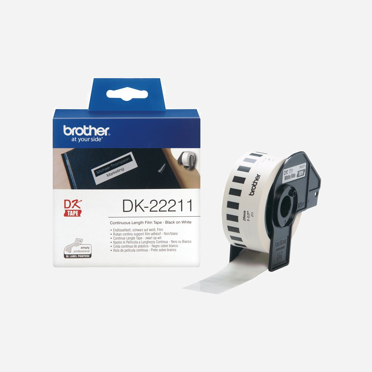 Brother DK-22211 Rouleau Étiquettes Continu Noir sur Blanc 29mm x 15.24m Technologie Thermique Directe Compatible Brother QL - Ces étiquettes DK-22211 Brother originales sont pratiques pour tous vos besoins en matière d'étiquetage. Ce rouleau continu d'étiquettes de taille standard (29 mm x 15,24 m) est généralement utilisé pour le publipostage et les besoins administratifs. Il est donc parfait pour un usage à la maison et dans un environnement professionnel.<br>Ces étiquettes standard vous offriront des résultats professionnels. Elles peuvent être utilisées pour les logos, les codes-barres, les badges visiteurs ou les informations d'expédition. Fabriquée selon des normes élevées, la recharge DK-22211 est compatible avec une large gamme d'étiqueteuses Brother QL.<br>Choisir le rouleau d'étiquettes DK-22211 Brother noir sur blanc vous garantit également de bénéficier des performances optimales de votre machine et de continuer à obtenir des résultats nets, clairs et durables.<br>Avec le rouleau DK-22211, vos étiquettes resteront bien en place et seront lisibles plus longtemps.