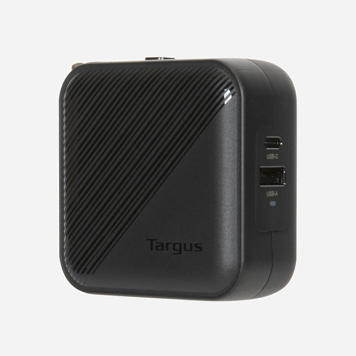 Targus APA803GL Chargeur Secteur Universel 65W Power Delivery, 1x USB-A 2.0, 1x USB-C, Protections Sur-courant/Tension/Charge/Chauffe, Noir - Targus APA803GL. Type de chargeur: Intérieure, Type de source d'alimentation: Secteur, Compatibilité de chargeur: Universel. Tension d'entrée: 100 - 240 V. Quantité de Ports USB 2.0: 1, Quantité de ports USB de type C: 1, Charge rapide, Dispositifs de protection électrique: Sur-courant, Surtension, Surcharge, Surchauffe. Couleur du produit: Noir