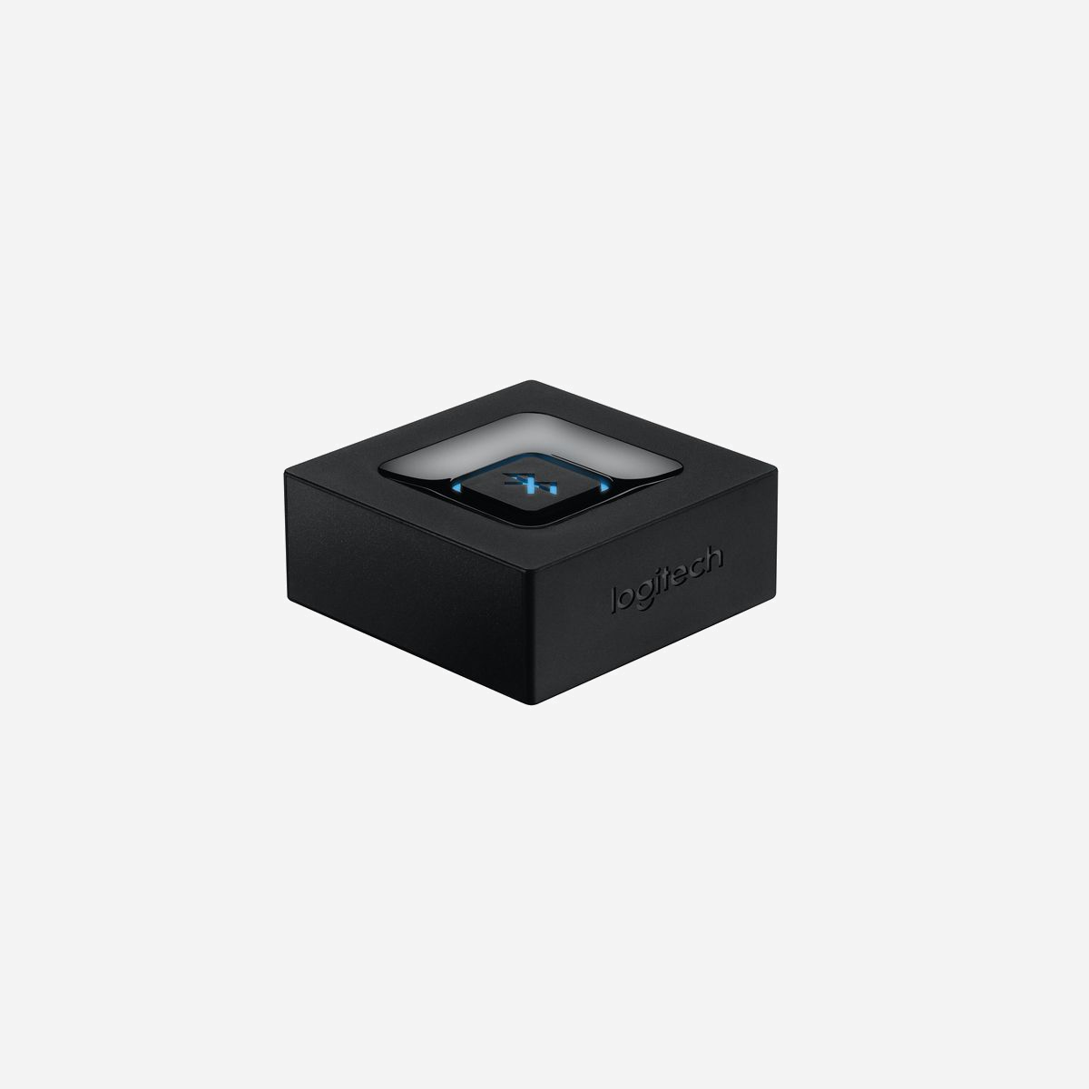 Logitech Récepteur Audio Bluetooth 3.0 A2DP, portée 15m, sortie 3.5mm/RCA, alimentation secteur, 50.8x57.1x22.3mm, noir, réf. 980-000912 - <b>Logitech bluetooth audio receiver</b><br>Appliquez la technologie Bluetooth à vos haut-parleurs. L'adaptateur audio Logitech Bluetooth® Audio Adapter vous donne tous les atouts pour convertir vos haut-parleurs favoris en un système audio sans fil pour votre smartphone et tablette. La connectivité Bluetooth multipoint permet de coupler deux dispositifs simultanément et de diffuser des contenus audio depuis l'un d'entre eux (avec une connexion allant jusqu'à 15 mètres) sur la plupart des haut-parleurs sous tension, à l'aide de connecteurs analogiques RCA ou 3,5 mm standard. Le couplage de vos dispositifs ne requiert que l'activation d'un bouton et le recouplage automatique permet une diffusion sans encombre. Ne faites aucun compromis sur le son: l'adaptateur de haut-parleurs Bluetooth est optimisé dans les laboratoires de pointe de Logitech pour vous offrir une acoustique de haute qualité.<br><br><b>Connectivité Bluetooth® multipoint</b><br>Couplez simultanément votre smartphone et votre tablette, et diffusez l'audio stéréo de l'un d'entre eux.<br><br><b>Bouton de couplage pratique à pression unique</b><br>La connexion de votre smartphone et tablette est facile et rapide. Il vous suffit d'appuyer sur le bouton de couplage. Profitez du recouplage automatique et extrêmement rapide.<br><br><b>Compatible avec la plupart des haut-parleurs (3,5 mm/RCA)</b><br>Vous pouvez choisir entre haut-parleurs PC, systèmes stéréo et récepteurs A/V. Il vous suffit de connecter l'adaptateur audio Bluetooth à vos haut-parleurs sous tension à l'aide de prises analogiques RCA ou 3,5 mm standard.<br><br><b>Acoustique supérieure</b><br>Ne faites aucun compromis sur le son. L'adaptateur de haut-parleurs Bluetooth est optimisé dans les laboratoires de pointe de Logitech pour vous offrir une acoustique de haute qualité.<br><br><b>Portée de 15 mètres</b><br>Diffusez et contrôlez votre musique avec une ligne de visée allant jusqu'à 15 mètres.