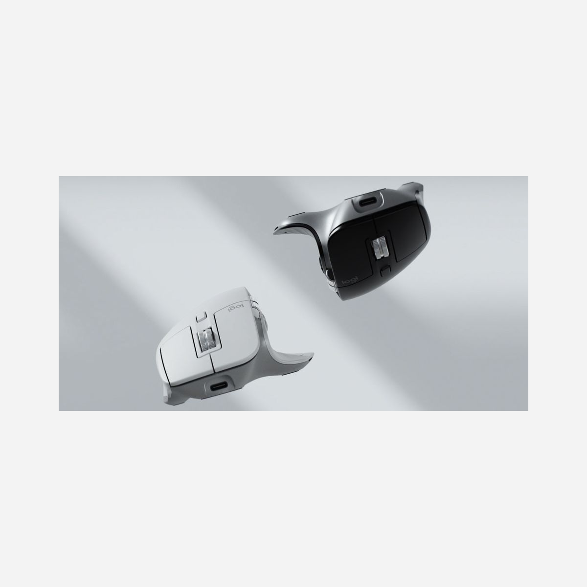 Logitech MX Master 3S - Souris Laser 8000 DPI sans Fil RF/Bluetooth, 7 Boutons Programmables, 2 Roulettes, Batterie 500mAh, Compatible Windows/macOS/Linux/Android/iOS - Logitech MX Master 3S. Format: Droitier. Technologie de détecteur de mouvement: Laser, Interface de l'appareil: RF sans fil + Bluetooth, Résolution en mouvement: 8000 DPI, Type de boutons: Boutons poussoirs, Quantité de boutons programmables: 7, Type Scroll: Roue. Source d'alimentation: Piles. Couleur du produit: Argent, Blanc