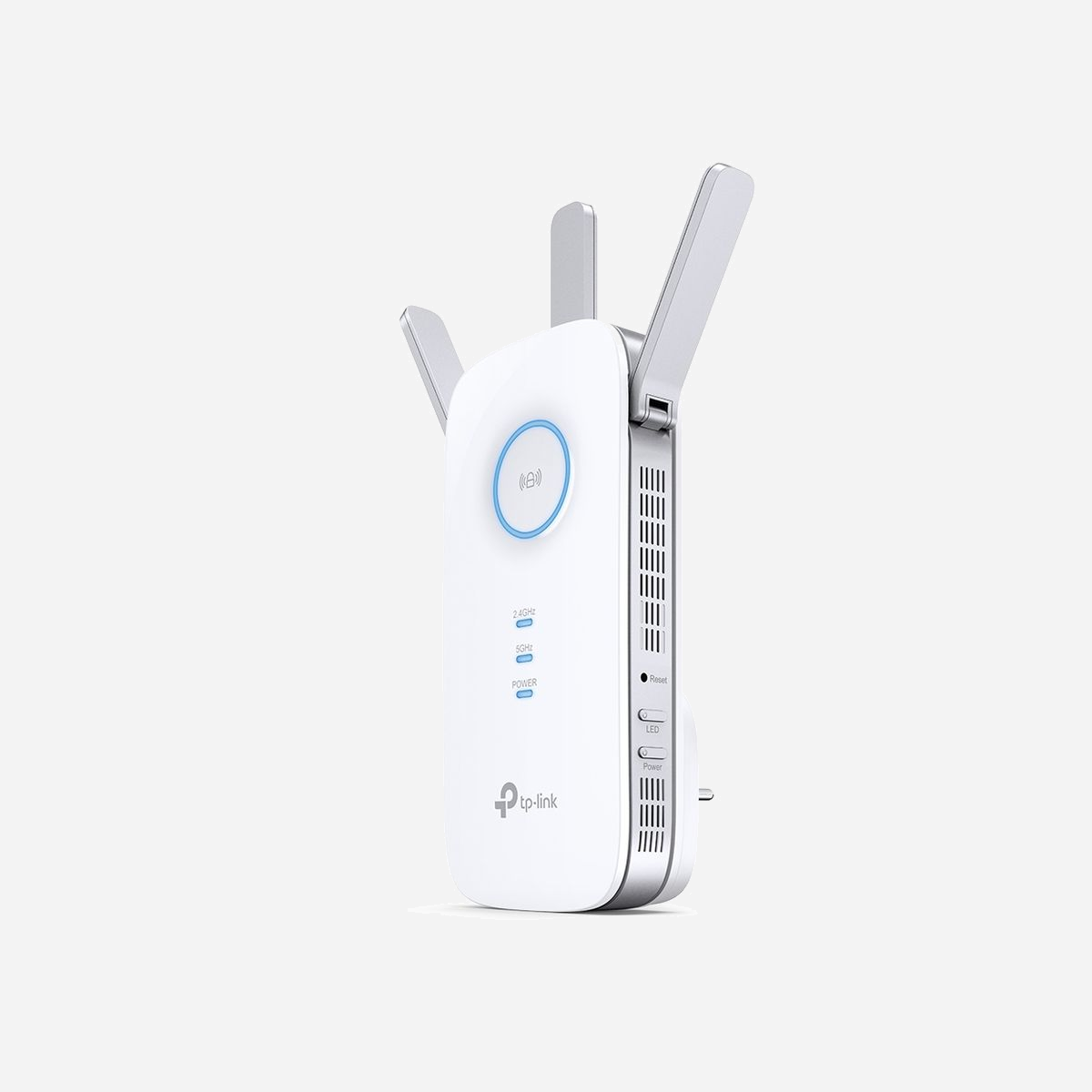 TP-Link RE550 Répéteur WiFi AC1300 Bi-bande, 802.11a/b/g/n/ac, 1 Port Ethernet Gigabit, 3 Antennes Externes, WPS, Blanc, CE/RoHS - TP-Link RE550. Type: Émetteur et récepteur réseau, Taux de transfert de données: 1300 Mbit/s, LAN Ethernet : taux de transfert des données: 10,100,1000 Mbit/s. Type d'antenne: Externe, Puissance de transmission (CE): 2.4 GHz ≤20dBm, 5 GHz ≤23dBm. Technologie de cablâge: 10/100/1000Base-T(X), Standards réseau: IEEE 802.11a, IEEE 802.11ac, IEEE 802.11b, IEEE 802.11g, IEEE 802.11n, IEEE 802.3, IEEE 802.3ab,..., Standards wifi: 802.11a, 802.11b, 802.11g, Wi-Fi 4 (802.11n), Wi-Fi 5 (802.11ac). Couleur du produit: Blanc, Quantité: 1 pièce(s). Tension d'entrée AC: 100 - 240 V, Fréquence d'entrée AC: 50/60 Hz, Consommation (max): 10 W