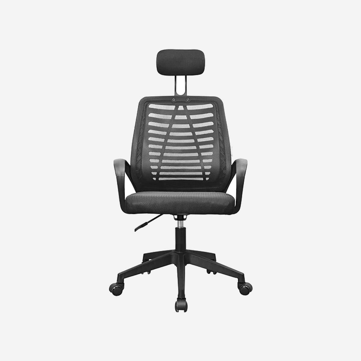 Mars Gaming MGC-ERGOB Chaise Ergonomique Noir/Gris, Dossier Mesh, Hauteur 110.5-120.5cm, Inclinaison 3-18°, Siège Coton/Polyester, Base 5 Roues, Max 100kg - Redéfinissez votre expérience quotidienne avec la chaise ergonomique MGC-ERGOB, conçue pour ceux qui recherchent un équilibre entre fonctionnalité et style. Son dossier en maille respirante vous garde au frais même pendant les journées les plus intenses, tandis que la hauteur réglable entre 110,5 et 120,5 cm, l’appui-tête ajustable et le système de bascule avec une inclinaison de 3° à 18° assurent un ajustement personnalisé qui s’adapte à votre rythme. Conçue pour de longues heures d’utilisation, son siège rembourré multicouche en coton recyclé, recouvert de maille respirante, et sa base solide à cinq roulettes offrent un confort durable et une liberté de mouvement totale.<br><br>Design Polyvalent et Moderne<br>La MGC-ERGOB combine style et fonctionnalité dans un design minimaliste qui s’adapte à tous les environnements, qu’il s’agisse d’un bureau moderne ou d’un setup gaming. Son dossier en maille respirante apporte non seulement une esthétique élégante mais garantit également fraîcheur et confort pendant de longues sessions, en évitant chaleur et fatigue.<br><br><b>Noir et gris</b><br>Choisissez celui qui convient le mieux à votre configuration<br><br><b>Ajustement Personnalisé</b><br>Personnalisez votre expérience avec une hauteur réglable entre 110,5 cm e 120,5 cm et un appui-tête ajustable qui s’adapte à votre cou et votre tête, idéal pour maintenir une posture saine à tout moment. Son système de bascule, avec une inclinaison de 3° à 18°, vous permet de vous détendre et de profiter d’un mouvement fluide, parfait pour les moments de repos.<br><br><b>Confort et Ergonomie</b><br>Conçue pour de longues heures, la MGC-ERGOPRO privilégie la durabilité et le confort. Son siège rembourré multicouche, fabriqué en coton recyclé et recouvert de maille respirante, garantit une expérience confortable et rafraîchissante à tout moment. Le dossier ergonomique en maille s’adapte parfaitement à la courbure naturelle de votre colonne vertébrale, tandis que l’appui-tête réglable offre un soutien supplémentaire pour le cou et la tête. Que ce soit pour de longues sessions de travail ou de gaming, cette chaise assure un confort exceptionnel et un soutien continu à chaque instant.<br><br><b>Mobilité et Stabilité</b><br>Avec une base solide à cinq roulettes, la MGC-ERGOB assure des mouvements fluides et une stabilité dans toutes les directions. Conçue pour résister à une utilisation intensive, cette chaise allie durabilité et liberté de mouvement dans chaque détail.