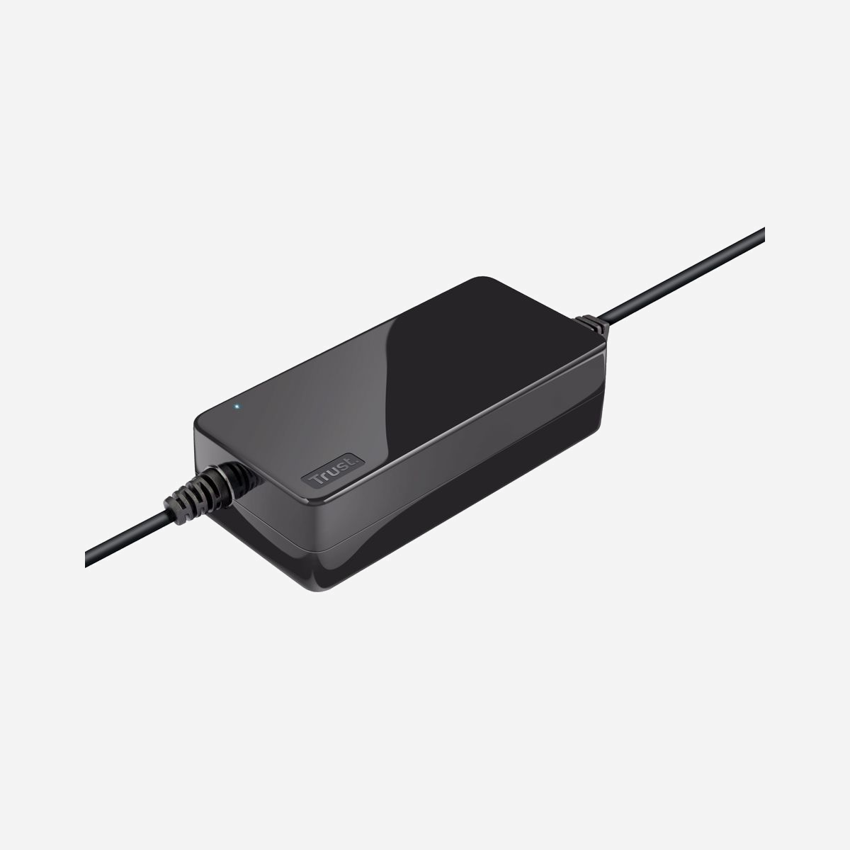 Trust Chargeur Universel 90W pour Ordinateur Portable, 100-240V, Sortie 19V 4.62A, Protections Surchauffe/Surcharge/Court-circuit, Câble 1.8m - <b>Facilité d'utilisation</b><br>Le chargeur pour ordinateur portable Trust Primo 90W peut être utilisé avec pratiquement n'importe quel ordinateur portable qui nécessite un adaptateur d'alimentation de 90 W ou de puissance moins élevée. Sélectionnez tout simplement l'un des connecteurs intégrés et rechargez votre ordinateur portable Acer, Asus, Dell, Fujitsu, HP, Lenovo, Medion, MSI ou Toshiba. Le connecteur adapté n'est pas inclus dans le kit ? Visitez trust.com/22142 pour demander un connecteur supplémentaire gratuit.<br><br><b>Votre compagnon de voyage</b><br>Grâce à sa conception compacte et fiable, ce chargeur sera votre compagnon de déplacement idéal, où que vous alliez. Il fonctionne avec les tensions de prise de courant murale en usage dans le monde entier, ce qui signifie que vous pouvez charger votre ordinateur portable en toute sécurité avec le chargeur Primo dans tous les pays.<br><br><b>Un système de protection intelligent</b><br>Ce chargeur protège votre ordinateur portable contre les surcharges et les courts-circuits de sorte qu'il est protégé contre tout dommage et permet une recharge sécurisée à tout moment. Sa conception durable et économe en énergie permet également d'éviter l'utilisation inutile d'énergie et la surchauffe.