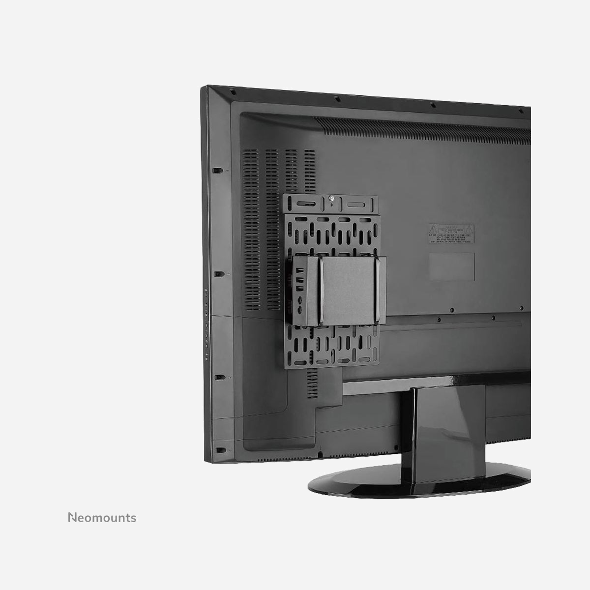 Neomounts NS-MPM100 Support Universel pour Media Player/Mini PC, VESA/Mural/TV, Acier Noir, 342x224x10mm, Charge Max. 5kg - Ce produit vous offre le meilleur choix si vous voulez cacher votre équipement et créer un look propre. Le support Neomounts NS-MPM100 Mediaplayer / Mini PC est compatible avec Apple TV et de nombreux autres Mediaplayers. Ce support peut également être utilisé pour les mini PC, les clients légers, les modems, les routeurs et les unités de jeu comme le commutateur Nintendo.<br><br>Vous pouvez choisir parmi trois options d'installation:<br>- Montage mural<br>- Support de fixation VESA<br>- Montage directement sur la TV<br><br>Taille du produit:<br>- largeur: 34,2 cm<br>- hauteur: 22,4 cm<br>- profondeur: 1 cm<br><br>Le poids maximal à transporter est de 5 kg.