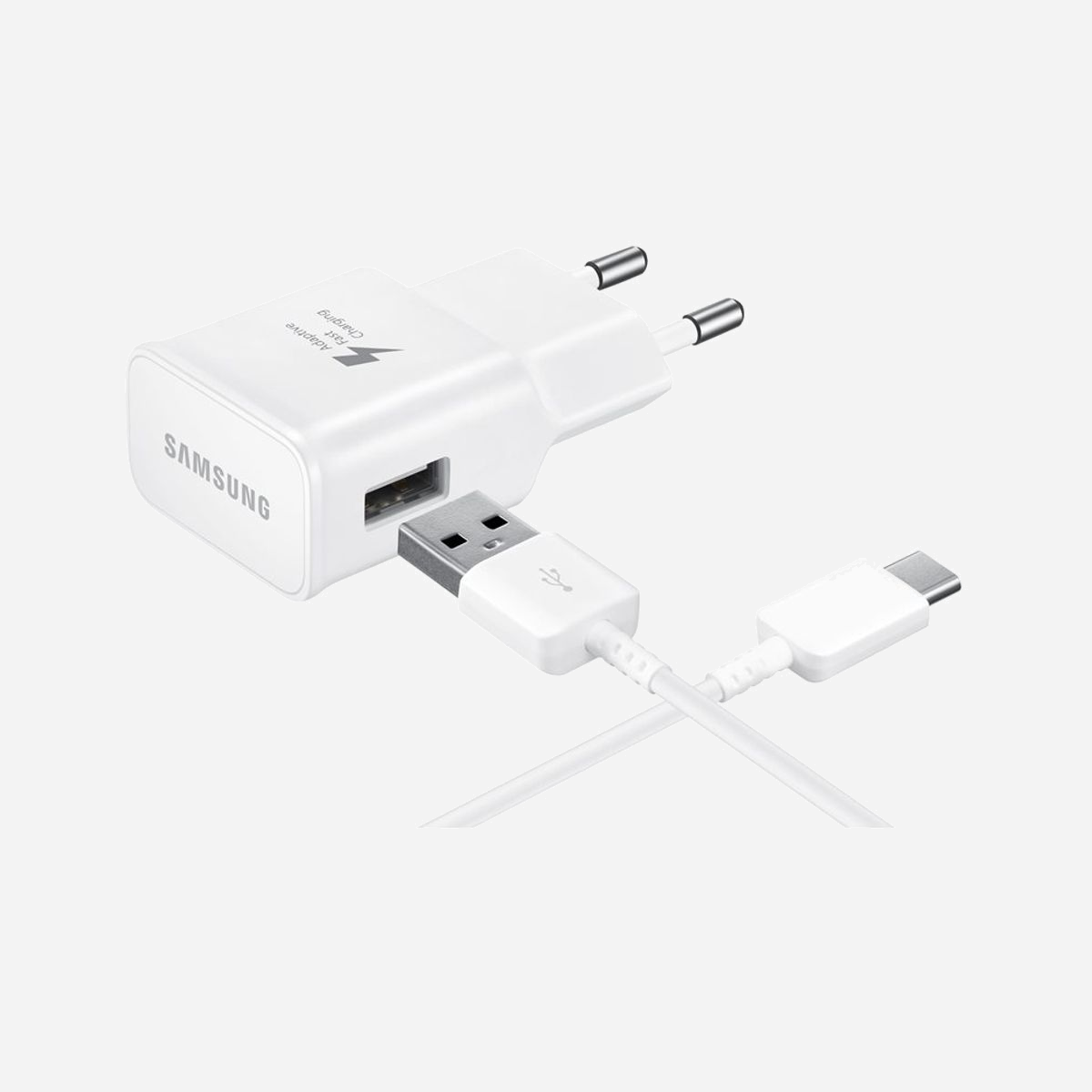 Chargeur secteur Samsung EP-TA20EWECGWW, 1 Port USB 2.0, 2A, Blanc, 100-240V, avec câble USB Type-C, Dimensions 36.6x23.5x76mm, Compatibilité Universelle - Samsung EP-TA20. Type de chargeur: Intérieure, Type de source d'alimentation: USB, Compatibilité de chargeur: Universel. Tension d'entrée: 100 - 240 V. Quantité de Ports USB 2.0: 1. Couleur du produit: Blanc