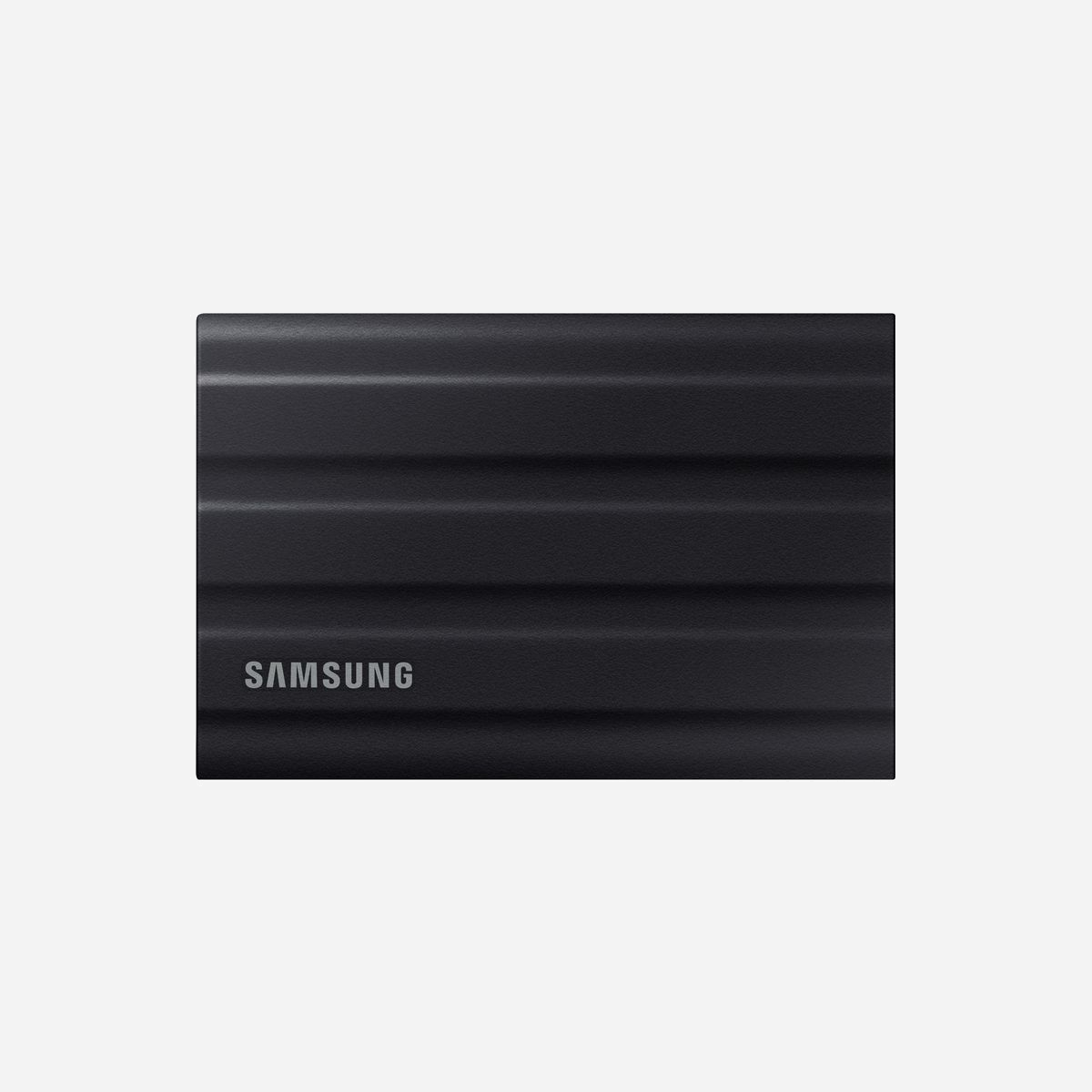 Samsung T7 Shield 1 To SSD Externe USB Type-C 3.2 Gen 2 Noir - NVMe, 1050/1000 Mo/s Lecture/Écriture, IP65, Logiciel Samsung, MU-PE1T0S/EU - Résistance à toute épreuve<br>Extrêmement résistant, rapide et compact. Le nouveau T7 Shield vous offre des performances supérieures sur le terrain, même dans des conditions environnementales difficiles. Vitesses fulgurantes à l'intérieur avec une protection durable à l'exterieur qui permet un travail sans interruption , prêt à être transmis à un client ou pour du montage à la maison.<br><br>Créer à toute vitesse<br>Transférer d'énormes fichiers instantanément. L'USB 3.2 Gen 2 et le PCIe® NVMe™ permettent d'atteindre des vitesses de lecture/écriture séquentielles phénoménales de 1 050/1 000 Mo pour du montage depuis le lecteur sans aucun lag. Le revêtement high-tech en caoutchouc avec le Dynamic Thermal Guard contrôle la chaleur pour maintenir des performances stables même lors de grands projets.<br><br>Extrêmement robuste<br>Prêt pour partir à l'aventure. Tourner sur les lieux et se balader dans la nature, tout en étant confiant concernant la sécurité de vos données notamment contre l'eau et la poussière avec la certification IP65. Le design rugueux et l'élastomère exterieur avancée ajoutent une durabilité supplémentaire qui permet même de résister à une chute de 3 mètres.<br><br>Pour vos appareils du quotidien<br>Connexion à vos appareils du quotidien sans aucun effort: Mac, PC, appareils Android, consoles de jeux et plus encore. Ajouter le confort de l'ultra mobilité à tous les aspects de votre vie.<br><br>Osez avec style<br>Faites votre choix. 1 To ou 2 To vous donnent un espace colossal dans des couleurs élégantes de bleu, beige ou noir. Le revêtement en caoutchouc évite au T7 Shield de vous glisser des doigts. Emporter tout avec vous et faites le avec style.<br><br>Logiciel de gestion<br>Définissez votre mot de passe et accéder aux dernières mises à jour grâce au logiciel Samsung portable SSD disponible sur PC, Mac, smartphones android et tablettes. Vous pouvez également vérifier la santé de votre disque, augmenter sa performance et protéger vos données avec le logiciel Samsung Magician.<br><br>Le n°1 mondial de la mémoire Flash<br>En faisant le choix de nos produits, vous profiterez dune durée de vie et de performances supérieures que seule la première marque de mémoire flash au monde depuis 2003 peut vous offrir. Tous les logiciels et composants, dont les mémoires Samsung DRAM et NAND mondialement connues, sont fabriqués dans nos usines et nous permet donc de vous assurer une qualité impeccable.