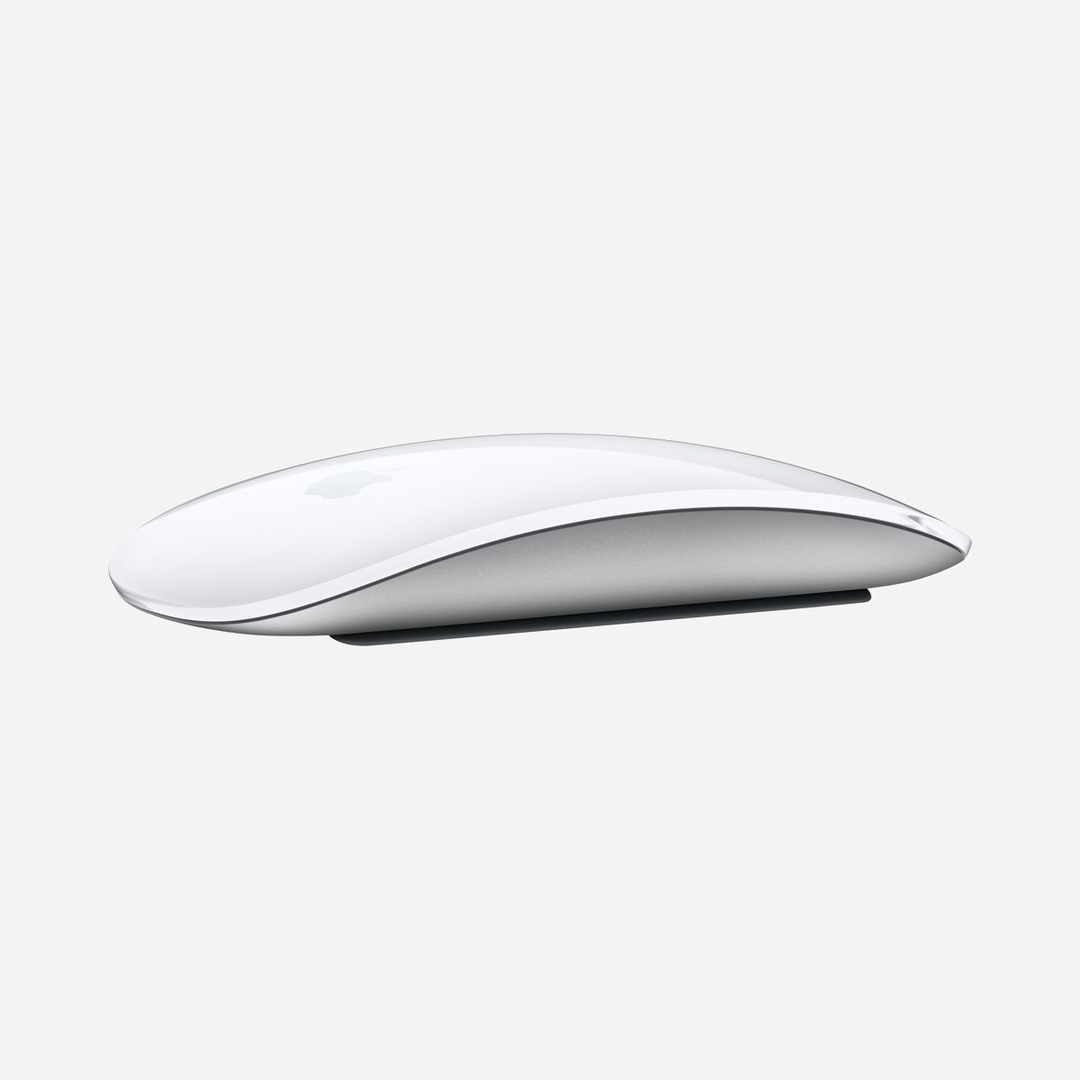 Apple Magic Mouse MK2E3Z/A Souris Bureau Ambidextre RF sans fil & Bluetooth - Surface Multi-Touch - Batterie Rechargeable Lightning - 99g - Compatible macOS et iPadOS - Sans fil et rechargeable, la Magic Mouse présente un design optimisé au niveau de sa base, qui lui permet de mieux se déplacer sur votre bureau. Et avec sa surface Multi-Touch, vous pouvez, entres autres, balayer d’une page web à l’autre ou faire défiler le contenu d’un document à l’aide de gestes simples.<br><br>La Magic Mouse intègre une batterie longue durée et fonctionne environ un mois ou plus entre deux charges. À peine déballée, elle s’associe automatiquement à votre Mac pour être tout de suite opérationnelle. Elle est livrée avec un câble tissé USB‑C vers Lightning qui vous permet de la jumeler et de la recharger en la branchant sur le port USB‑C de votre Mac.