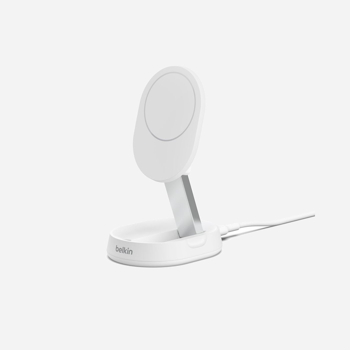 Belkin BoostCharge Pro WIA008VFWH Chargeur Secteur sans Fil Qi2 15W Blanc - USB-C, inclinable 0-75°, câble 1.5m - Compatible iPhone 12 à 15 Pro Max - <b>Technologie Qi2.</b><br>Qi2 est la nouvelle technologie de recharge sans fil magnétique. La technologie Qi2 fonctionne avec l'iPhone 15 et tout autre appareil compatible Qi2. Elle vous offre un alignement magnétique sécurisé, une recharge sans fil rapide et puissante. La technologie Qi2 permet d'optimiser la recharge sans fil et la durée de vie de la batterie de votre appareil.<br><br><b>Jusqu’à 15 W de recharge sans fil rapide.</b><br>Profitez de tous les avantages offerts par la technologie de recharge magnétique Qi2 avec une puissance pouvant atteindre 15 W sur votre iPhone 15 ou tout autre appareil compatible Qi2. La technologie Qi2 permet d'optimiser la recharge sans fil et la durée de vie de la batterie de votre appareil.<br><br><b>Inclination du support.</b><br>Vous pouvez incliner la tête du chargeur entre 0° et 70° ou le bras du chargeur entre 0° et 75° pour positionner votre smartphone comme bon vous semble. Consultez votre téléphone en mode portrait ou paysage.<br><br><b>Mode veille.</b><br>Les utilisateurs Apple peuvent profiter de la fonction StandBy sur leur smartphone lorsque le support de recharge n'est pas plié. Cette station de recharge est compatible avec le mode veille d'Apple.