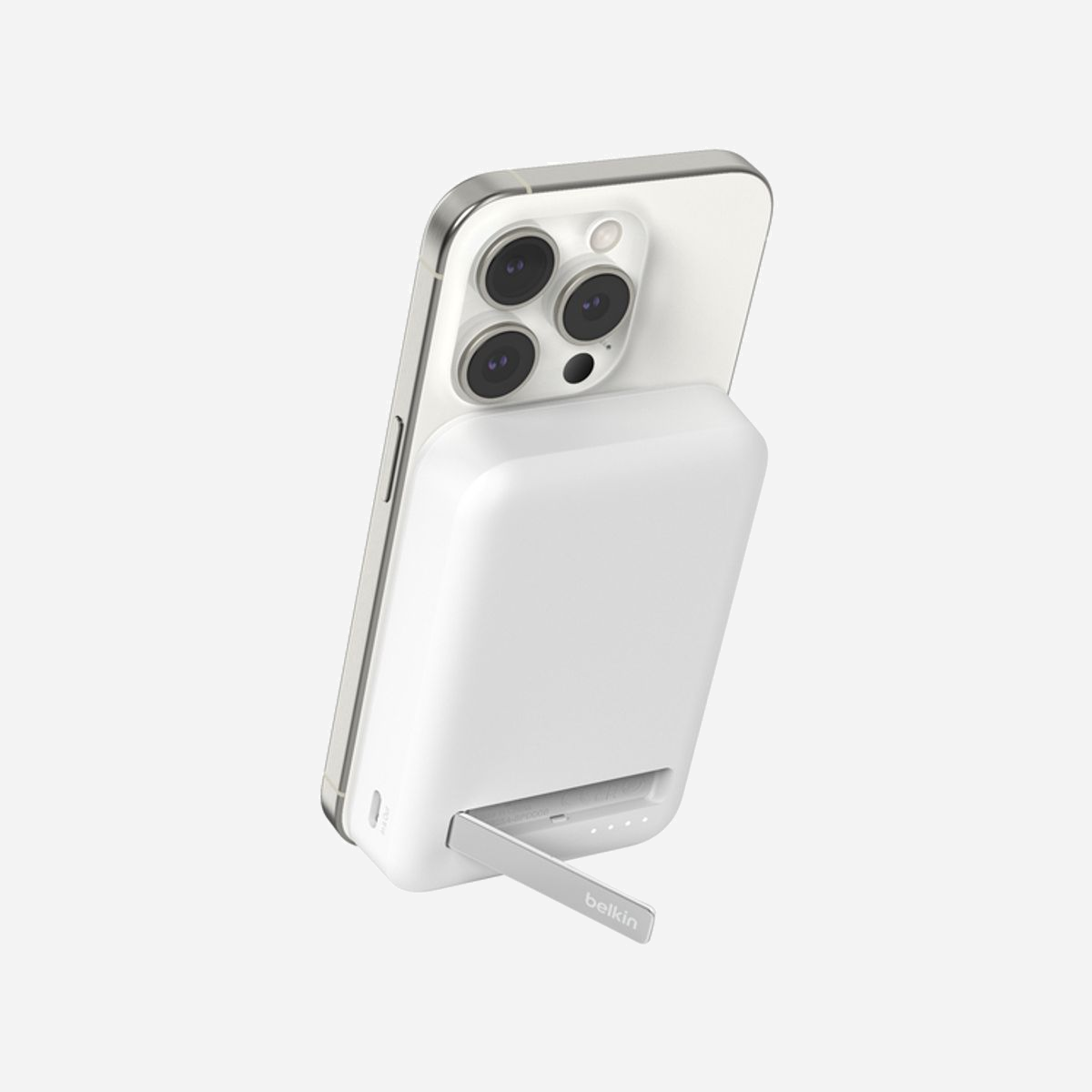 Belkin BoostCharge Pro BPD008BTWH Chargeur sans Fil 15W Blanc, Compatible MagSafe, USB Type-C, pour iPhone 12 à 15 Pro Max - Belkin BoostCharge Pro. Recharge sans fil. Puissance de sortie totale: 15 W. Couleur du produit: Blanc