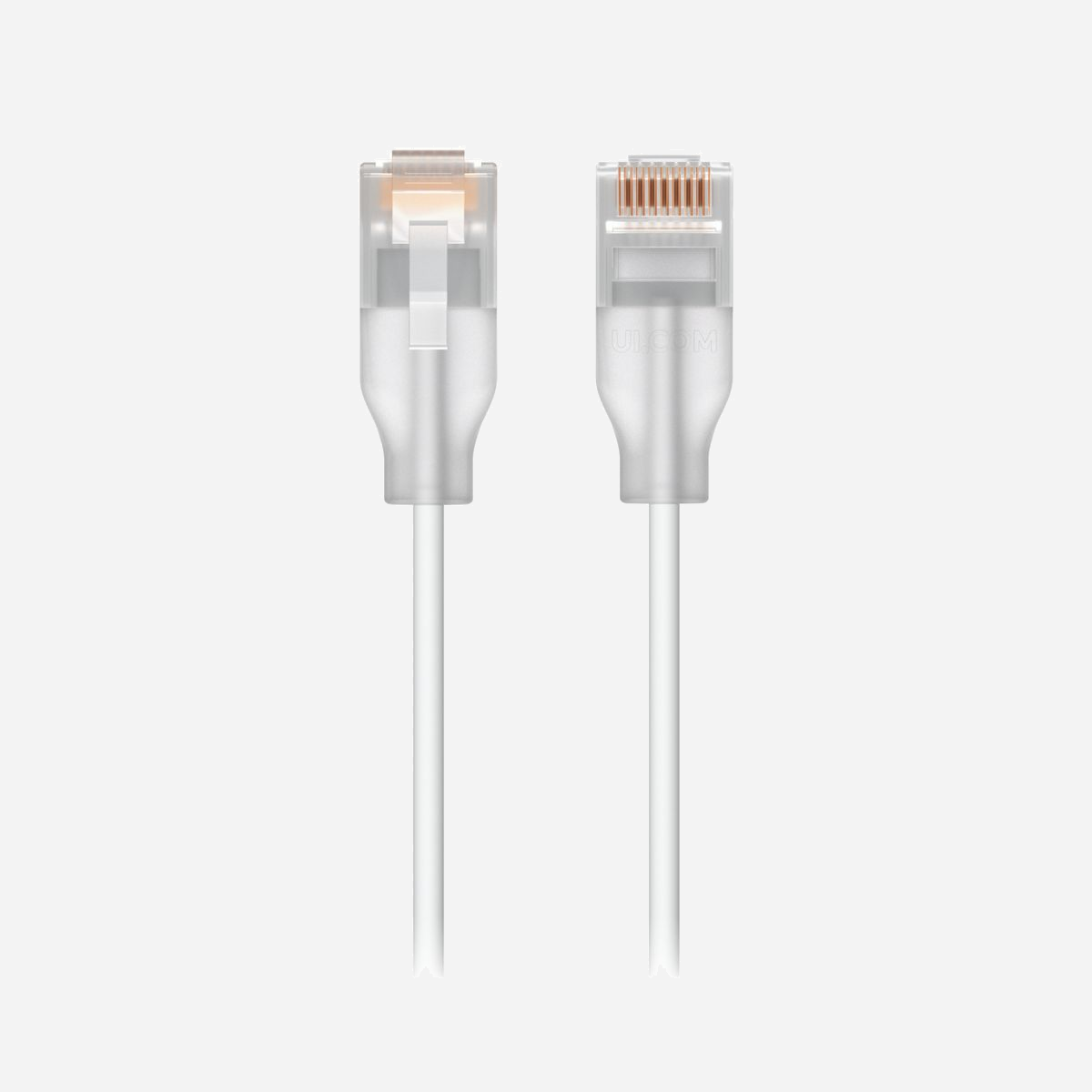 Ubiquiti UACC-Cable-Patch-EL-1M-W : Câble réseau Cat6 RJ-45 Mâle/Mâle 1m Translucide/Blanc, PoE++ (4PPoE), 2.5 Gigabit Ethernet, Diamètre 2.5mm - Ubiquiti UACC-Cable-Patch-EL-1M-W. Longueur de câble: 1 m, Câble standard: Cat6, Connecteur 1: RJ-45, Connecteur 2: RJ-45, Couleur du produit: Translucide, Blanc