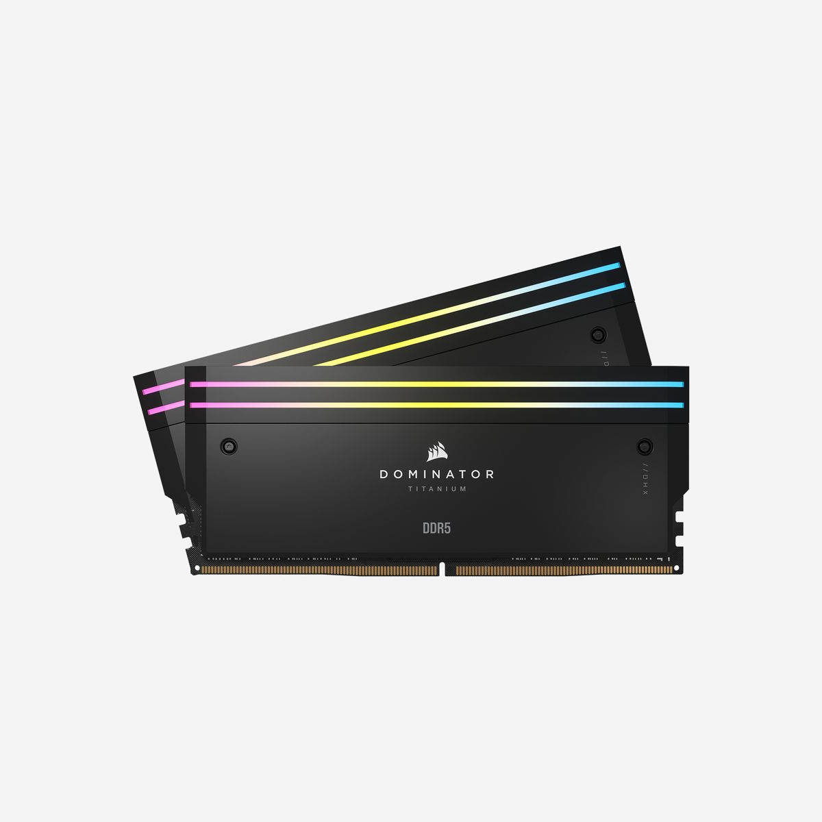 Corsair Dominator Titanium 64Go (2x32Go) DDR5 6600MHz CL32 DIMM 288-pin avec radiateur, support Intel XMP 3.0 et rétroéclairage RGB - <b>DOMINATOR TITANIUM</b><br><b>MÉMOIRE DDR5</b><br><b>LUXE. PERFORMANCE. PROFITEZ DES DEUX.</b><br><br><b>EXTRÊMEMENT RARE.</b><br><b>CONÇUE MÉTICULEUSEMENT.</b><br>Les modules DOMINATOR TITANIUM ont été conçus avec précision conformément aux normes les plus exigeantes et en portant une attention minutieuse au détail. Ils ont été fabriqués en quantités très limitées.<br><br>Chaque kit est testé rigoureusement afin de garantir qu’il possède un gros potentiel d’overclocking, puis est numéroté et emballé afin d’en faire profiter un groupe exclusif de passionnés.<br><br><b>DU MATÉRIEL DE POINTE</b><br>Présentation de la nouvelle mémoire DDR5 CORSAIR DOMINATOR TITANIUM® , qui associe une esthétique élégante et sobre à des performances de pointe sur lesquelles vous pouvez compter.<br><br><b>CONCEPTION MINUTIEUSE</b><br>Chaque module DDR5 DOMINATOR TITANIUM est conçu en utilisant des puces triées sur le volet et testées rigoureusement par nos ingénieurs afin de garantir des performances optimales.<br><br><b>OVERCLOCKING FACILE</b><br>Tirez le meilleur parti de DOMINATOR TITANIUM avec la prise en charge de Intel® XMP 3.0 ou AMD EXPO pour un overclocking clé en main en toute simplicité.<br><br>Enregistrez vos propres profils dans iCUE afin d’ajuster vos paramètres par application ou par tâche pour une meilleure efficacité.<br><br><b>VOTRE MÉMOIRE, VOTRE STYLE</b><br>Modifiez le style et les capacités de refroidissement de votre mémoire avec les kits d’accessoires CORSAIR ou imprimez en 3D votre propre style afin qu’il soit unique.<br><br><b>TECHNOLOGIE DE REFROIDISSEMENT</b><br>Un refroidissement de pointe fait partie intégrante de la mémoire à hautes performances. Notre technologie DHX brevetée utilise un circuit imprimé personnalisé permettant le refroidissement des puces DRAM à l’avant et à l’arrière et du circuit imprimé lui-même pour garantir des performances optimales.