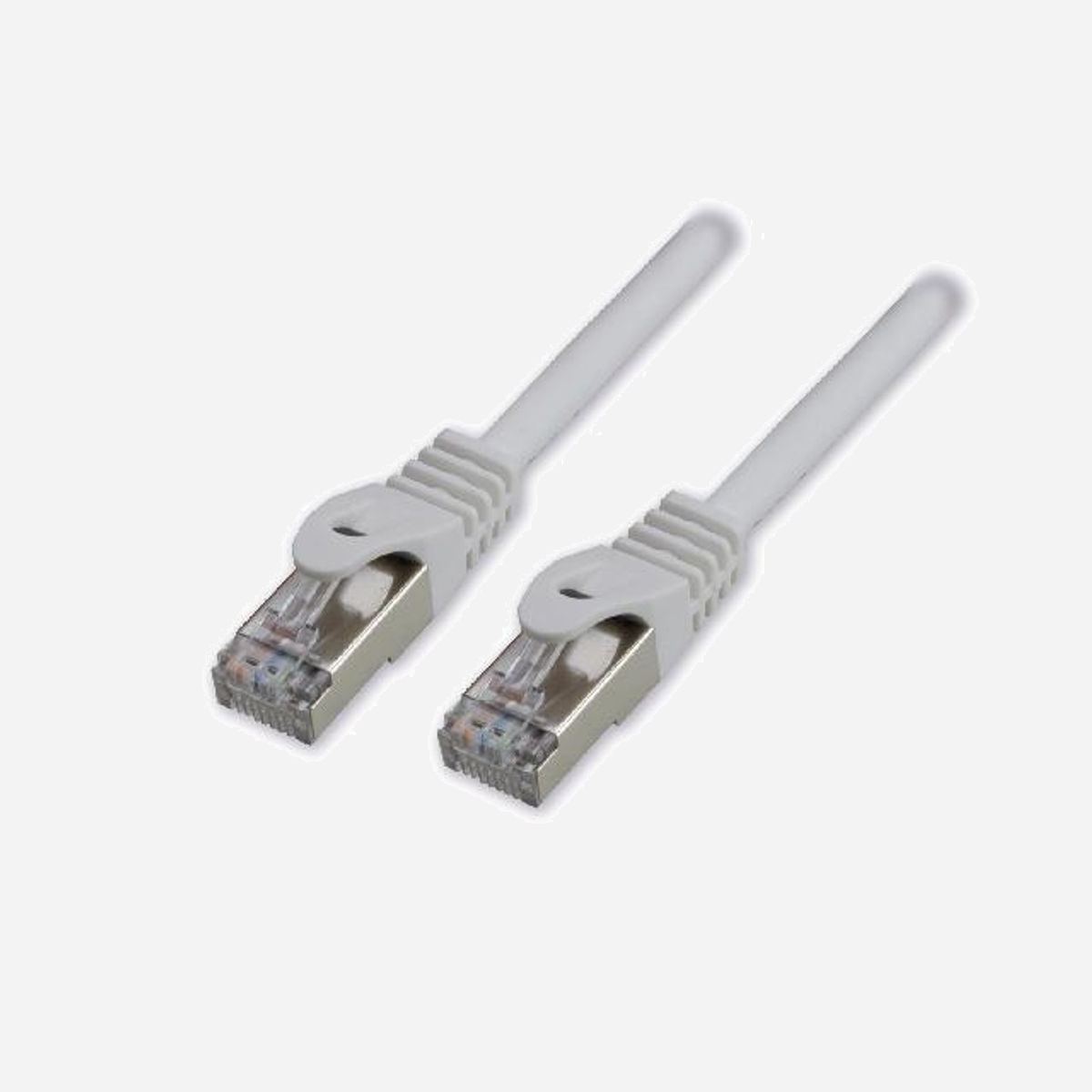 MCL Câble Réseau Cat6a S/FTP 0.5m Blanc RJ45 Mâle/Mâle Contacts Or, Conducteur Cuivre, Gaine LSZH, AWG26, Classe Ea - Câble réseau RJ45 catégorie 6a (Classe Ea) équipé de manchons anti-accroc pour une plus grande protection du clip de fixation. Idéal pour vos liaisons de postes aux prises murales ou des panneaux de brassage aux switches.