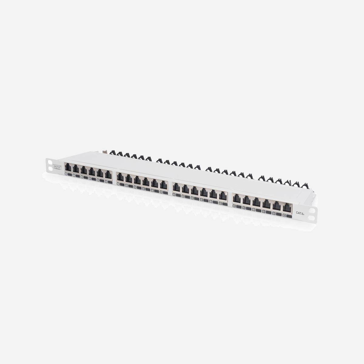 Digitus Panneau de Brassage CAT 6A Classe EA Blindé, 24 Ports RJ45, 0.5U, Montage Rack 19", Contacts Or, Acier, -20°C à 70°C, DN-91624S-SL-EA-G - Très peu encombrant (seulement 0,5U) - Avec capuchons anti-poussière - des normes orientées vers l'avenir et une qualité haut de gamme pour votre réseau<br><br>- Hauteur réduite de 0,5 U seulement<br>- Jusqu'à 48 ports possibles par UH (2 x 24 panneaux de ports)<br>- Clapets anti-poussière sur les prises RJ45<br>- contact de blindage à 360<br>- Collier de serrage pour fixation et dérivation, refermable<br>- fermeture rapide pour sécuriser le couvercle du boîtier<br><br>Avec seulement 0,5 U, le panneau de brassage 24 ports DIGITUS® offre une très haute densité. Cela signifie qu'il est possible de réaliser jusqu'à 48 ports sur 1 UH avec deux panneaux de 0,5 UH. Le panneau de brassage est blindé et équipé de capuchons anti-poussière sur les prises RJ45. Le contact de blindage à 360° des câbles assure les meilleures caractéristiques de performance. La fermeture rapide sur le boîtier assure un accès facile et sans outils aux bornes guillotines LSA.