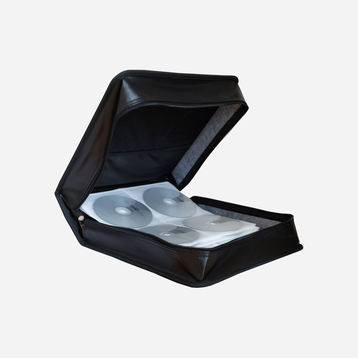 MediaRange BOX93 Étui Portefeuille 200 Disques Optiques 120mm Noir Simili-cuir/Toison avec Poignée et Fermeture Éclair, Protection Anti-Poussière/Rayures - MediaRange BOX93. Type d'étui: Étui avec portefeuille, Capacité de CD: 200 disques, Couleur du produit: Noir. Quantité: 1 pièce(s), Largeur du colis: 314 mm, Profondeur du colis: 20 mm. Largeur du casier principal (externe): 740 mm, Longueur du casier principal (externe): 330 mm, Hauteur du casier principal (externe): 290 mm