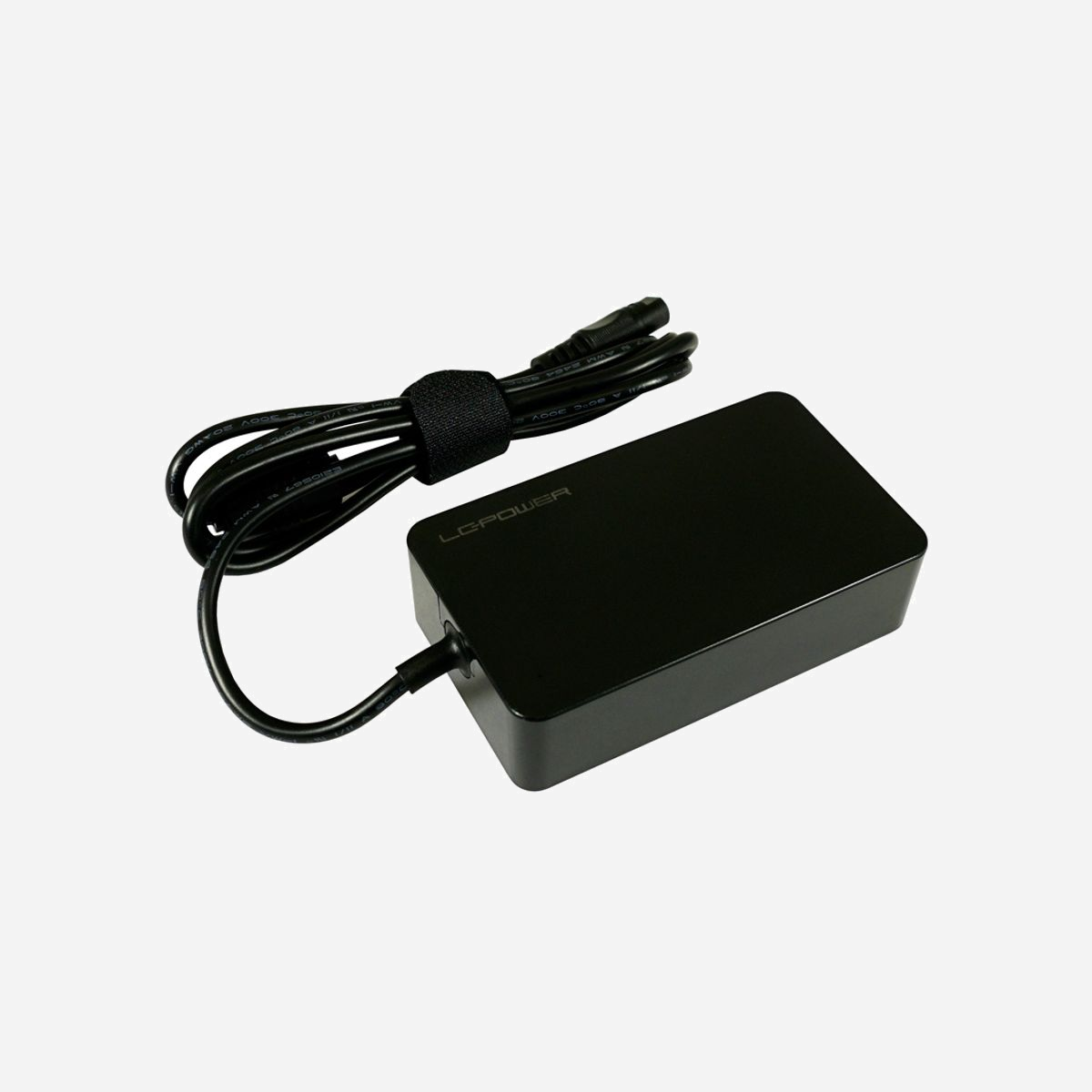 LC-Power LC-NB-PRO-65 Adaptateur Secteur Universel 65W pour Ordinateur Portable, 110-240V, Noir, avec Protection Surtension/Surintensité/Court-Circuit - LC-Power LC-NB-PRO-65. Utilité: Ordinateur portable, Type d'alimentation d'énergie: Intérieure, Tension d'entrée: 110 - 240 V. Couleur du produit: Noir. Certification: CE. Longueur de câble: 1,2 m, Largeur: 95 mm, Profondeur: 55 mm. Largeur du colis: 185 mm, Profondeur du colis: 110 mm, Hauteur du colis: 37 mm