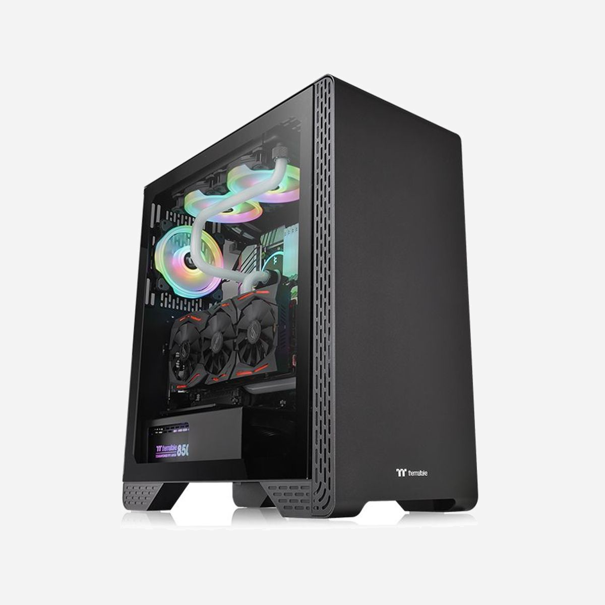 Thermaltake S300 TG Boîtier PC Midi Tower Noir - ATX/micro ATX/Mini-ITX, 2x3.5", 2x2.5", Vent. 1x120mm, USB 3.2 Gen 1, verre trempé 4mm, radiateurs 360/280/140mm - Thermaltake S300 TG. Format: Midi Tower, Type: PC, Couleur du produit: Noir. Prise en charge des diamètres des ventilateurs avants: 120,140,200 mm, Ventilateurs arrières installés: 1x 120 mm, Pris en charge des diamètres des ventilateurs arrières: 120,140 mm. Tailles de disques durs supportées: 2.5,3.5". Largeur: 230 mm, Profondeur: 508 mm, Hauteur: 493 mm. Épaisseur du panneau de verre trempé: 4 mm
