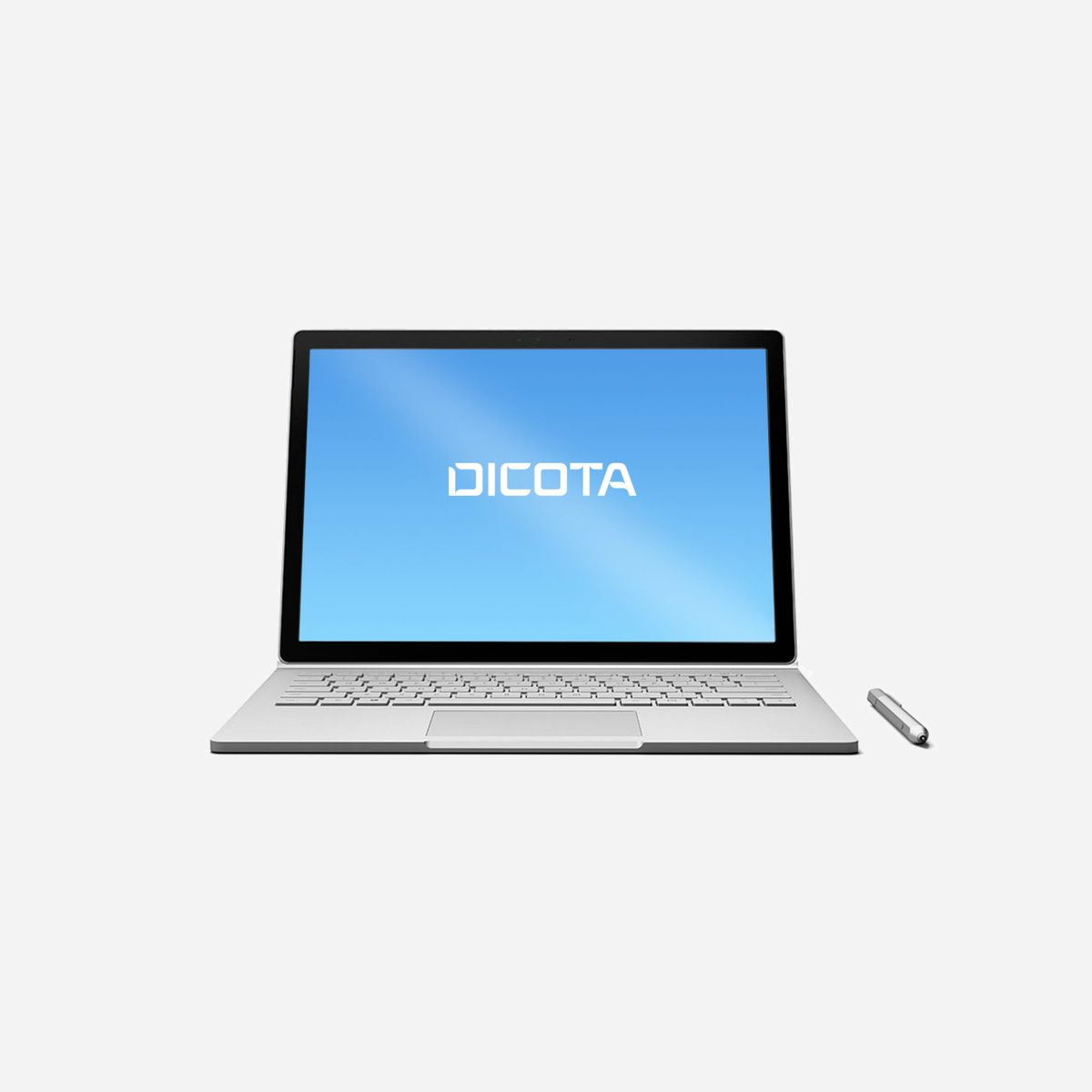 DICOTA D31174 Film de Protection Anti-Reflets 13.5" PET 307.5x217mm pour Ordinateur Portable, Résistant Rayures et Traces de Doigts - Ce film de protection de DICOTA possède de nombreux atouts: il protège l'écran des rayures, réduit les incommodantes traces de doigts et il est très simple à mettre en place. Il assure une protection antireflet à l'écran haut résolution et offre ainsi une vision toujours claire. Ce film de protection est donc, pour vous, de premier choix. <br><br>Les films de protection pour écran de DICOTA sont fabriqués avec des machines de précision les plus modernes et sont découpés selon la taille adéquate avec une extrême fiabilité, ce qui lui permet d'être parfaitement ajusté à l'écran. La mise en place du film de protection est extrêmement simple. Elle s'effectue en quelques secondes en collant le film sur l'écran, et le voilà déjà opérationnel. Suppression des rayures, réduction des traces de doigts incommodantes et excellente protection antireflet pour votre ordinateur portable. Ce film peut être retiré très simplement et à tout moment, sans laisser de traces résiduelles. Vous pouvez compter sur un produit de qualité allemande, d'utilisation simple et pratique.<br>