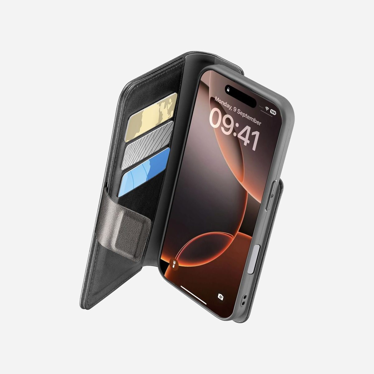 Cellularline Folio BOOKAG2IPH16PROK Noir pour iPhone 16 Pro 6.3", simili-cuir, 3 compartiments cartes, support bureau, protection antichoc & RFID, fermeture magnétique - Cellularline 8018080483554. Type d'étui: Folio, Compatibilité de marque: Apple, Compatibilité: iPhone 16 Pro, Taille maximale de l’écran: 16 cm (6.3"), Coloration de surface: Monochromatique, Couleur du produit: Noir, Support de bureau, Nombre de compartiments cartes: 3