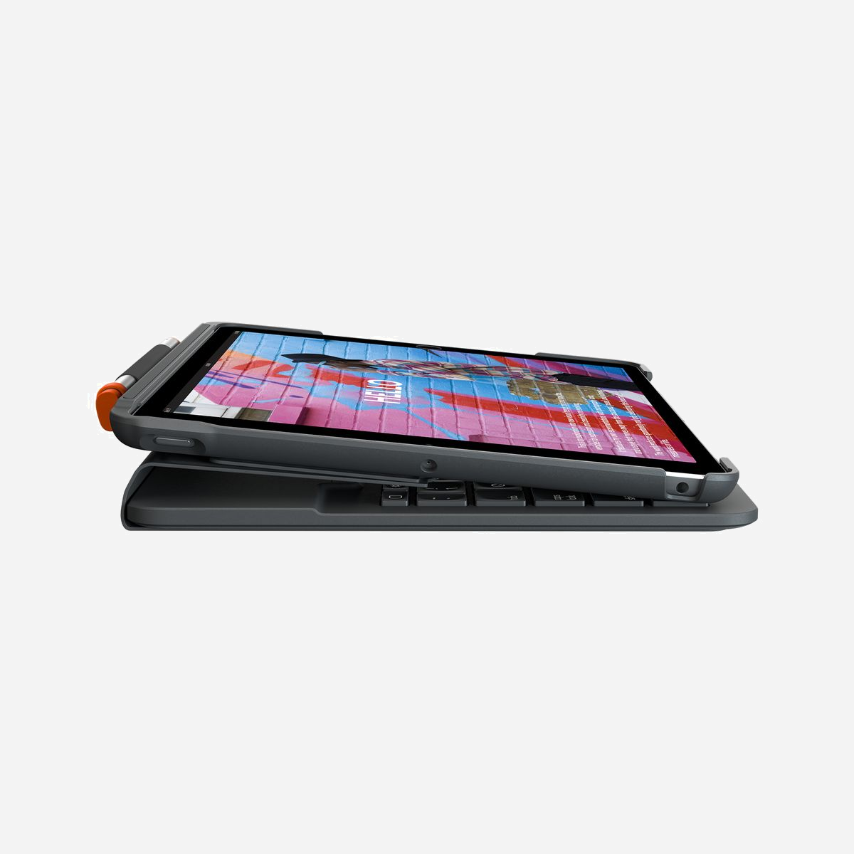 Logitech Slim Folio 920-009476, Clavier QWERTZ Suisse Bluetooth, Batterie Li-Ion 220mAh, Compatibilité Apple, iOS, Graphite, Touches 1.7cm, Course 1.5mm - Logitech Slim Folio. Disposition des touches du clavier: QWERTZ, Language du clavier: Suisse, Paramètre de touche: 1,7 cm. Compatibilité de marque: Apple, Compatibilité: {loc-value}, Couleur du produit: Graphite. Technologie de connectivité: Sans fil, Interface de l'appareil: Bluetooth. Source d'alimentation: Batterie, Technologie batterie: Lithium-Ion (Li-Ion), Capacité de la batterie: 220 mAh. Système mobile supporté: iOS