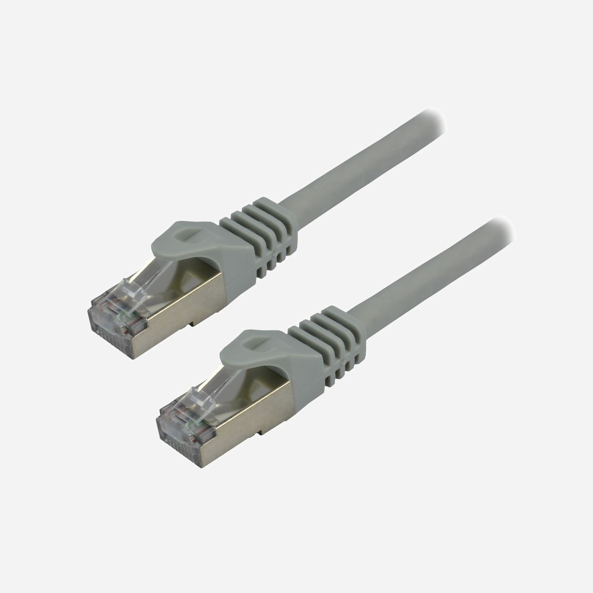 Câble réseau MCL Cat7 S/FTP (S-STP) 30m Gris RJ45 Mâle/Mâle, contacts Or, 10GbE 600MHz AWG26, LSZH, Diamètre 6.2mm, CE/REACH/RoHS - Câble réseau RJ45 catégorie 7 équipé de manchons anti-accroc pour une plus grande protection du clip de fixation. Idéal pour vos liaisons de postes aux prises murales ou des panneaux de brassage aux switches. Il permet la transmission de données à des débits allant jusqu'à 10 Gbit/s et à des fréquences jusqu'à 600 MHz.<br><br>