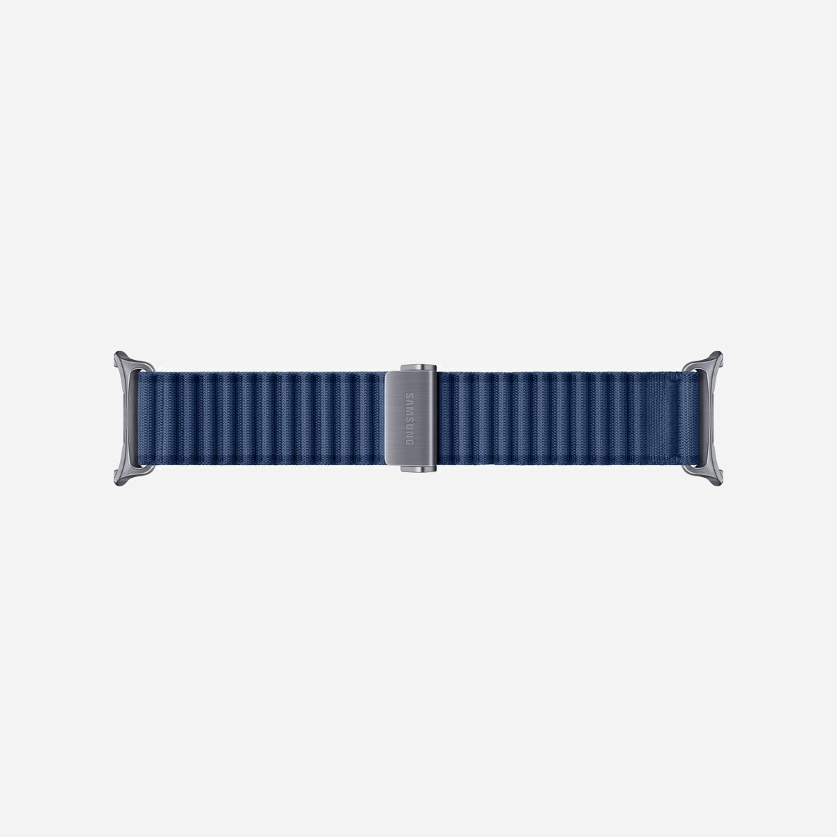 Bracelet Samsung ET-SVL70MNEGEU Bleu Nylon pour Galaxy Watch Ultra (Largeur 156mm, Boucle Titane, Poids 19g) - Prêt à vous accompagner partout<br>Le bracelet aventure de la Galaxy Watch Ultra vous suivra dans toutes vos sorties, grâce à sa finition légère et sa boucle solide.<br><br>Confortable et facile à changer<br>Le Bracelet Aventure de la Galaxy Watch Ultra se démarque par son design confortable totalement intégré au boîtier de la montre.