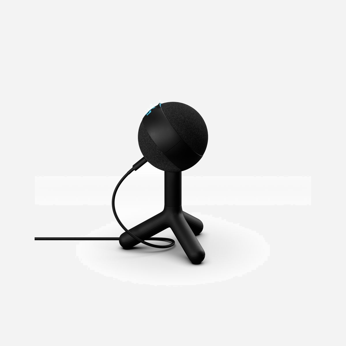 Logitech G Yeti Orb Microphone USB à condensateur avec LIGHTSYNC RGB et Blue VO!CE pour streaming gaming - Le Logitech G Yeti Orb est conçu pour les streamers et gamers exigeants. Son microphone à condensateur cardioïde capte votre voix avec une clarté exceptionnelle tout en réduisant les bruits parasites, pour des streams professionnels. Grâce à la technologie LIGHTSYNC RGB, personnalisez l'éclairage pour une immersion totale. Le logiciel Blue VO!CE offre des préréglages audio optimisés et des effets ludiques, tandis que G HUB centralise le contrôle de tous vos périphériques Logitech G. Plug and Play via USB, il s’installe en un instant sur Windows ou macOS. Son design élégant et son support de bureau amovible en font un équipement prêt pour la vidéo.
