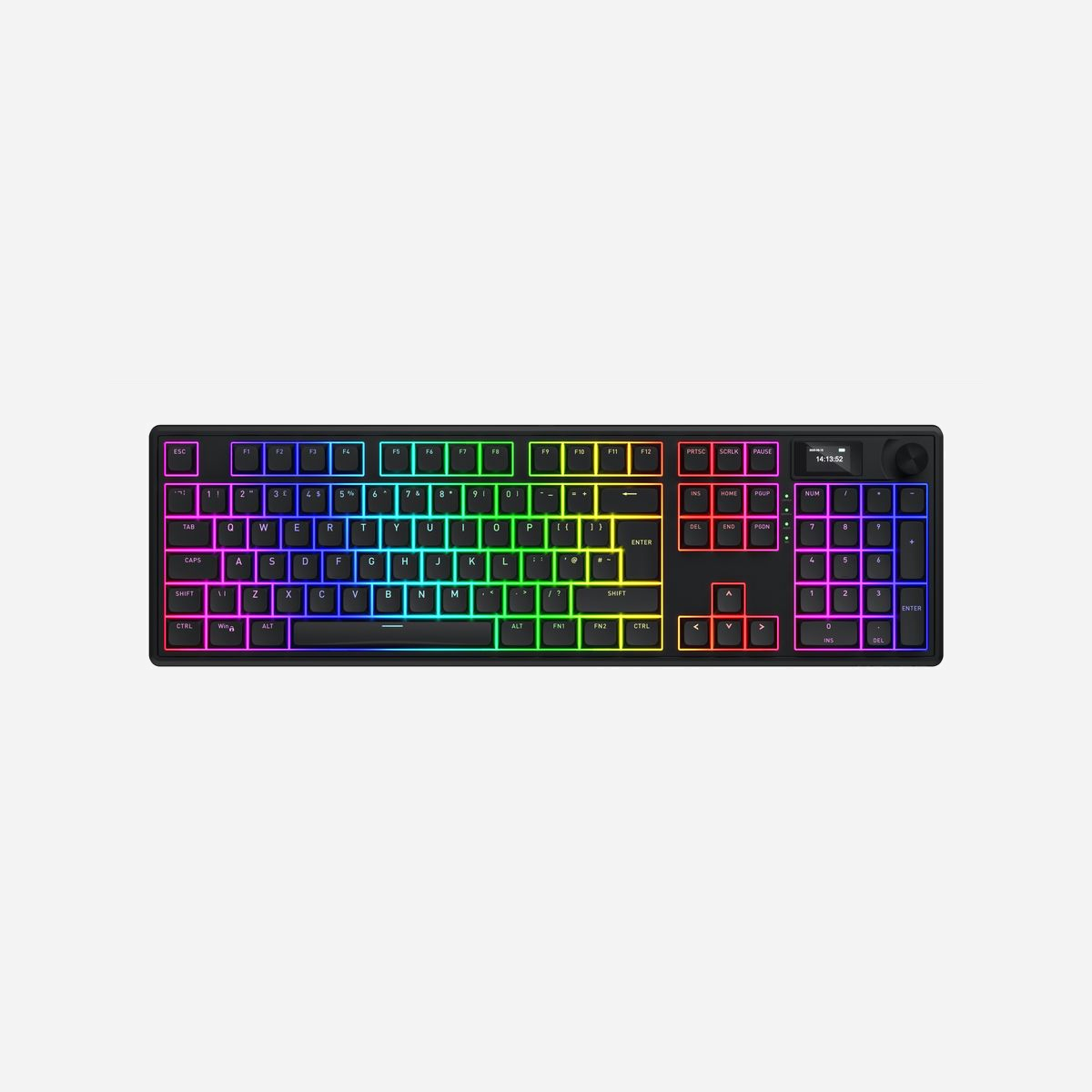HATOR Skyfall 100 Pro Wireless clavier mécanique gaming USB RF Bluetooth Aurum Vanila Linear Silent Switches RGB ISO QWERTY/QWERTZ/AZERTY noir - Le HATOR Skyfall 100 Pro Wireless allie performance et polyvalence pour les gamers et professionnels exigeants. Ses switches mécaniques Aurum Vanila Linear Silent offrent une frappe fluide et discrète, idéale pour les longues sessions. Avec sa connectivité USB, RF 2.4 GHz et Bluetooth 5.3, il s’adapte à tous vos appareils (Windows, macOS, Linux, ChromeOS). Le rétroéclairage RGB personnalisable et l’écran TFT intégré ajoutent une touche esthétique et pratique. Robuste (PBT, 50M de presses), il inclut un pavé numérique, des touches multimédias et une batterie 8000 mAh pour une autonomie étendue. Livré avec récepteur USB et câble Type-C, il est prêt à l’emploi.