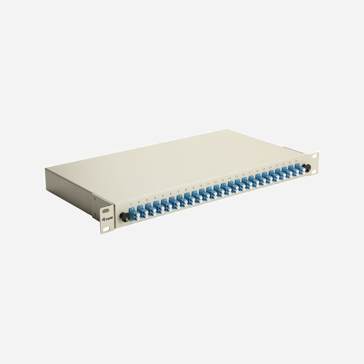 Baie de brassage fibre optique Equip 337211 1U 19" connecteurs LC UPC OS2 gris montage rack 485x43.5x240mm - La baie de brassage fibre optique Equip 337211 constitue une solution professionnelle pour organiser et sécuriser vos infrastructures réseau haute performance. Conçue au format 1U 19 pouces, elle s'intègre parfaitement dans vos armoires de brassage existantes tout en optimisant l'espace disponible. Avec ses 24 ports duplex équipés de connecteurs LC UPC, cette baie offre une densité de connexion remarquable pour les environnements exigeants. Compatible avec la fibre optique OS2 monomode, elle garantit des transmissions longue distance avec une atténuation minimale, idéale pour les backbones de datacenter, les liaisons inter-bâtiments ou les réseaux métropolitains. La construction en acier assure robustesse et protection mécanique des fibres optiques, éléments particulièrement sensibles aux contraintes physiques. Le châssis gris de 485 mm de largeur respecte les standards de l'industrie et facilite l'identification visuelle dans les baies de brassage multi-équipements. Cette baie répond aux besoins des administrateurs réseau recherchant une gestion structurée du câblage fibre. Elle permet de centraliser les connexions, facilite les interventions de maintenance et réduit les risques de confusion lors des modifications d'infrastructure. La certification RoHS témoigne de l'engagement environnemental du fabricant. Avec un poids de 2,4 kg, l'installation reste aisée même en hauteur de rack. Les dimensions compactes (240 mm de profondeur) conviennent aux armoires de brassage standard tout en préservant l'espace pour la gestion des rayons de courbure des câbles optiques.