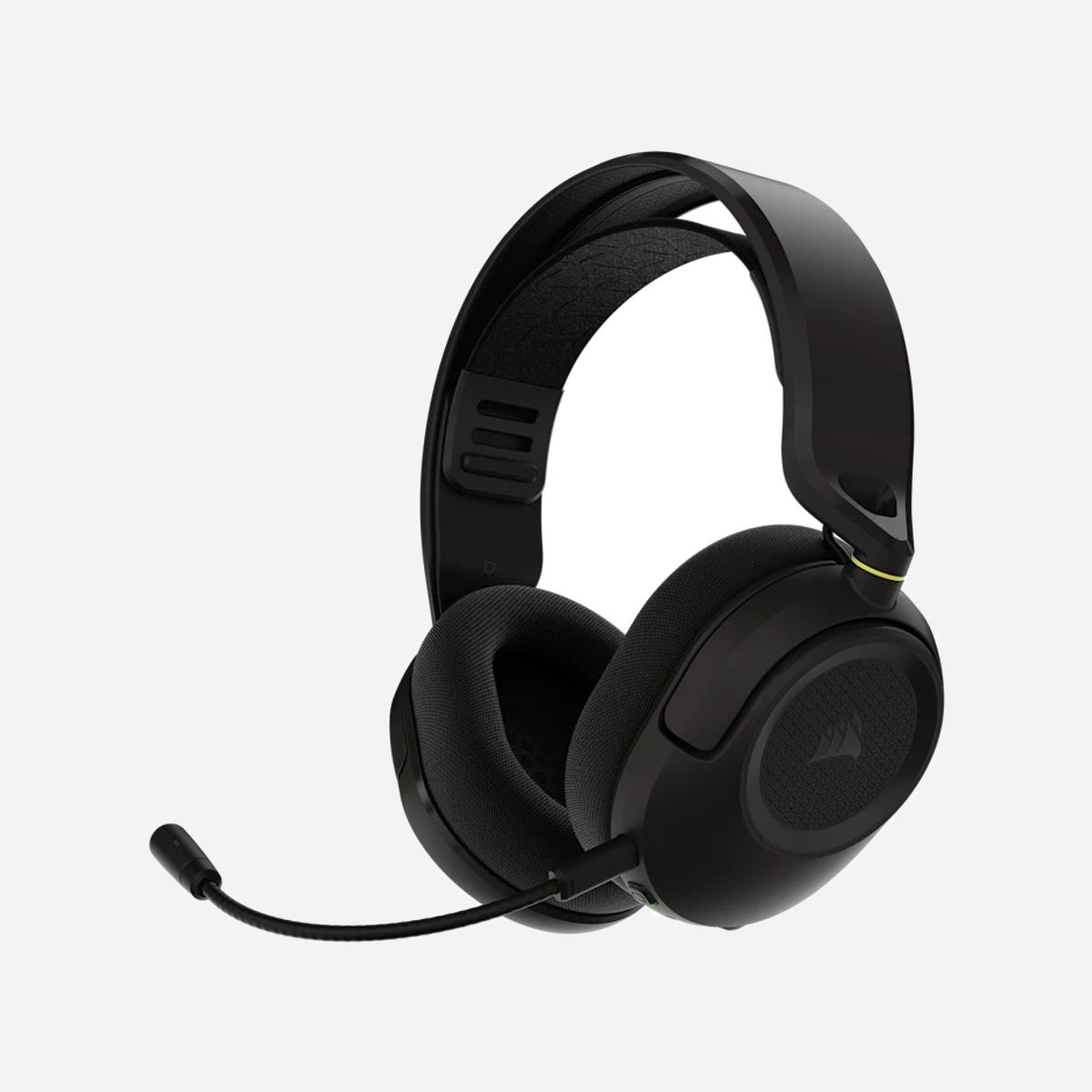 Casque gaming Corsair HS35 v3 sans fil Bluetooth arceau fermé 20-20000Hz 250g avec câble 1.8m noir - Le Corsair HS35 v3 offre une solution gaming polyvalente qui répond aux attentes des joueurs recherchant liberté de mouvement et confort prolongé. Grâce à sa connectivité Bluetooth sans fil, ce casque s'adapte aussi bien aux sessions de jeu sur PC qu'aux consoles compatibles et appareils mobiles, permettant une utilisation nomade sans contrainte. Avec ses transducteurs néodyme de 50 mm et sa réponse en fréquence étendue de 20 à 20000 Hz, le HS35 v3 délivre un rendu sonore équilibré, essentiel pour percevoir les détails audio cruciaux en jeu : positionnement des adversaires, ambiances immersives et communications claires. Le design circum-aural fermé assure une isolation acoustique efficace, favorisant la concentration durant les parties compétitives. Conçu pour les longues sessions, ce casque affiche un poids contenu de 250 grammes qui limite la fatigue. Son autonomie remarquable de 30 heures garantit plusieurs jours d'utilisation intensive sans recharge fréquente. Le microphone omnidirectionnel à perche capte la voix avec précision pour des échanges fluides avec vos coéquipiers. La commande de volume rotative intégrée permet des ajustements rapides sans quitter le jeu. Le câble de 1,8 mètre fourni offre une alternative filaire pratique lorsque la batterie nécessite une recharge ou pour une connexion traditionnelle. Le Corsair HS35 v3 constitue un investissement judicieux pour les joueurs exigeants qui privilégient polyvalence, confort et qualité audio sans compromis.