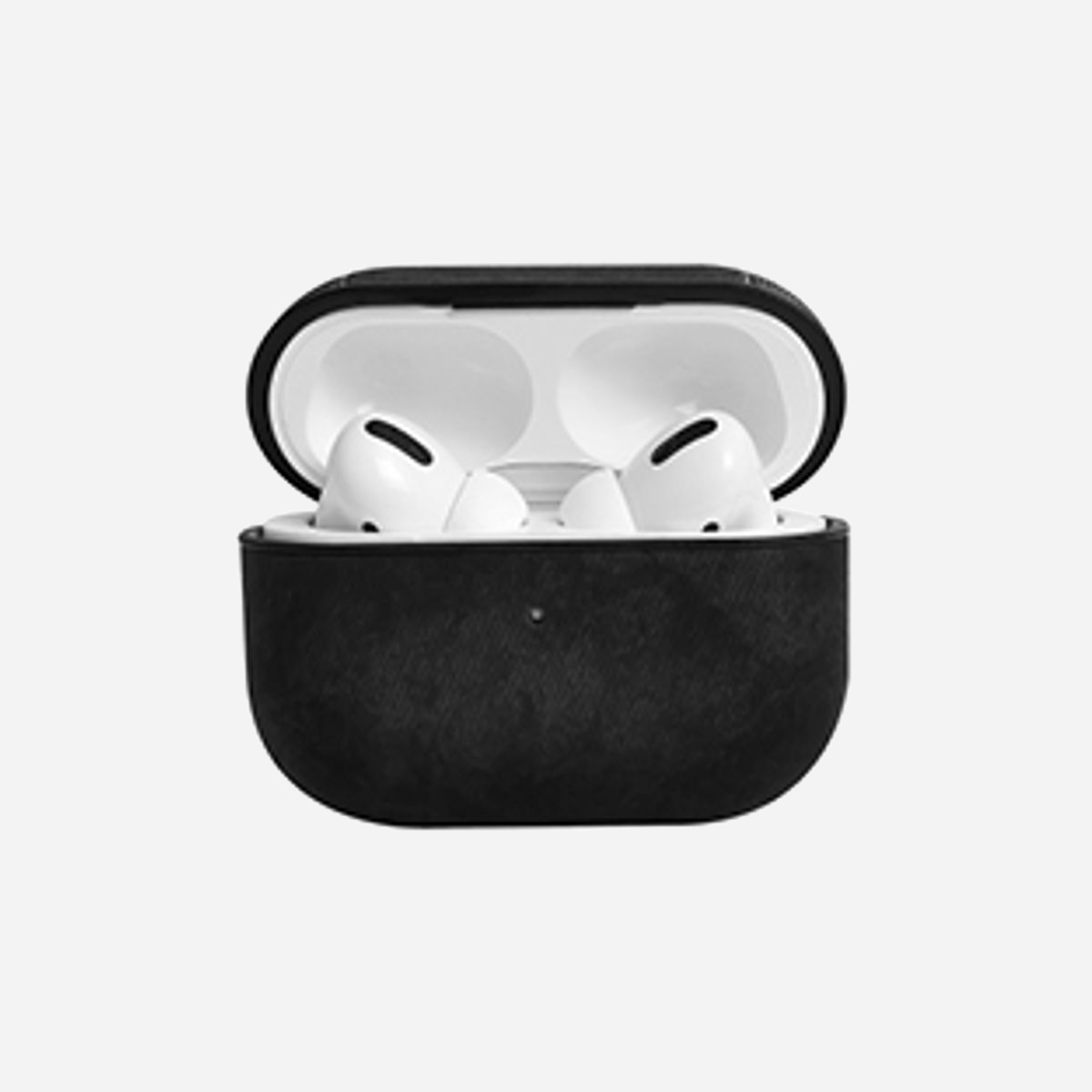Étui Terratec 325112 pour casque et oreillettes 8g noir protection et rangement accessoire audio - L'étui Terratec 325112 offre une solution de protection compacte et efficace spécialement conçue pour les AirPods Pro d'Apple. Avec son design sobre en noir et ses dimensions optimisées (120 x 88 x 30 mm), cet accessoire s'intègre parfaitement dans votre quotidien professionnel. Pesant seulement 8 grammes, cet étui se fait oublier dans votre poche ou votre sac tout en assurant une protection fiable contre les rayures, les chocs légers et la poussière. Idéal pour les professionnels en déplacement, il préserve vos écouteurs des agressions du quotidien lors de vos trajets ou réunions externes. La compatibilité dédiée aux AirPods Pro garantit un ajustement précis et un accès facilité au boîtier de charge. Vous rangez et récupérez vos écouteurs en un geste, sans compromettre leur fonctionnalité ni leur autonomie. Conforme aux normes RoHS, le Terratec 325112 répond aux exigences environnementales européennes, un critère important pour les entreprises soucieuses de leur responsabilité sociétale. Cet étui constitue un investissement pertinent pour prolonger la durée de vie de vos AirPods Pro, équipement souvent coûteux et essentiel dans un environnement de travail moderne. Il convient aussi bien aux équipes commerciales itinérantes qu'aux collaborateurs en télétravail nécessitant des solutions audio fiables et protégées.