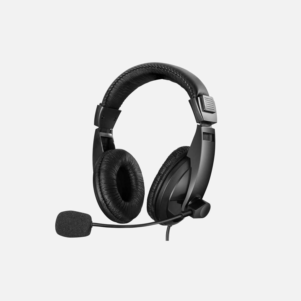 Casque audio Sandberg Saver USB Large avec microphone intégré contrôle du volume en ligne connexion USB plug-and-play - Le Sandberg Saver USB Large représente la solution audio professionnelle idéale pour tous vos échanges numériques. Conçu pour les environnements de travail modernes, ce casque arceau binaural allie confort et efficacité opérationnelle. Sa connectivité USB plug-and-play garantit une mise en service immédiate sur PC et Mac, sans installation de pilotes. Branchez-le sur un port USB Type-A et commencez instantanément vos visioconférences, webinaires ou sessions de formation à distance. Compatible Windows 7, 8 et 10 ainsi que macOS, il s'intègre parfaitement dans votre infrastructure existante. Le design circum-aural avec coussinets enveloppants assure un confort prolongé durant vos longues journées de télétravail ou vos sessions d'écoute musicale. Les transducteurs de 4 cm délivrent une restitution sonore équilibrée sur toute la plage 20-20000 Hz, tandis que le microphone omnidirectionnel sur perche flexible capte votre voix avec clarté lors de vos appels professionnels. Le contrôle du volume intégré sur le câble de 1,8 m vous permet d'ajuster rapidement le son sans interrompre votre flux de travail. Cette fonctionnalité pratique évite les manipulations répétées dans les paramètres système. Avec son poids contenu de 258 g et sa construction robuste, le Sandberg Saver USB Large offre un excellent rapport qualité-prix pour équiper vos postes de travail, centres d'appels ou salles de réunion. Un choix rationnel pour professionnaliser vos communications numériques au quotidien.