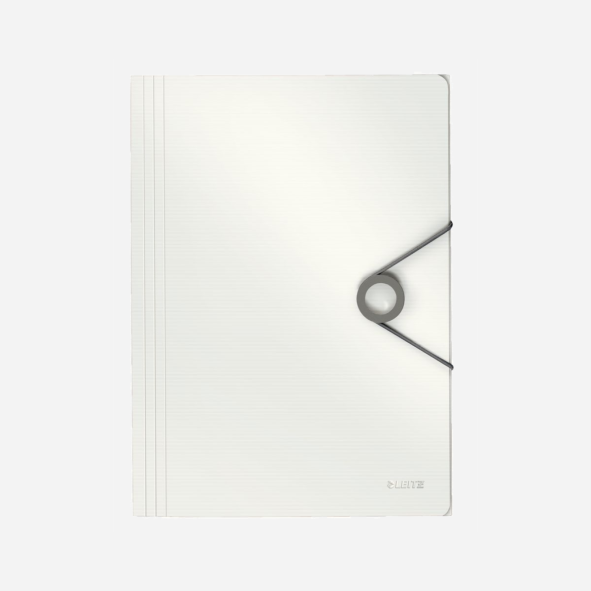 Pochette à rabats Leitz 45631001 format A4 polypropylène blanc 235x320mm épaisseur 8mm - La pochette à rabats Leitz 45631001 constitue une solution de classement robuste et pratique pour organiser efficacement vos documents professionnels au quotidien. Fabriquée en polypropylène de qualité, cette pochette format A4 garantit une protection optimale contre l'usure, les déchirures et l'humidité. Avec une capacité généreuse de 150 feuilles et une épaisseur de 8 mm, elle permet de regrouper l'ensemble des documents d'un dossier complet sans risque de déformation. Le système de fermeture par élastique assure un maintien sécurisé du contenu, même lors des déplacements ou du transport entre le bureau et les rendez-vous clients. Son format standardisé A4 (235 x 320 mm) s'intègre parfaitement dans tous les systèmes de classement existants, qu'il s'agisse d'étagères, de tiroirs ou de caissons mobiles. La finition blanche offre une présentation soignée et professionnelle, idéale pour archiver des contrats, des propositions commerciales ou des dossiers administratifs. Pesant seulement 110 grammes, cette pochette allie légèreté et résistance. Le polypropylène utilisé garantit une longévité exceptionnelle, réduisant ainsi les coûts de remplacement et contribuant à une gestion durable des fournitures de bureau. Leitz, référence reconnue dans l'organisation professionnelle, propose avec cette pochette référence 45631001 un outil fiable pour structurer votre documentation et améliorer l'efficacité de vos processus administratifs au sein de l'entreprise.