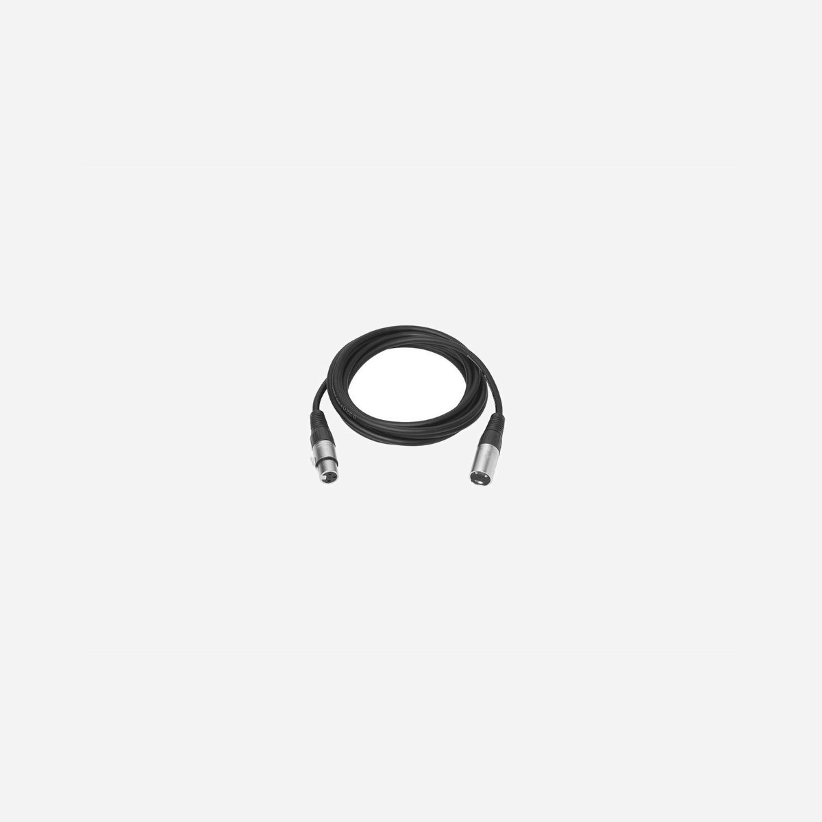 Câble audio Vivolink PROAUDXLRMF2 XLR mâle vers XLR femelle 2m blindage cuivre étamé pour usage professionnel noir - Le câble audio Vivolink PROAUDXLRMF2 répond aux exigences des professionnels du son en quête de fiabilité et de qualité sonore irréprochable. Conçu pour les environnements de scène, de studio et d'installation audio professionnelle, ce câble XLR de 2 mètres garantit une transmission audio sans compromis. Sa construction repose sur un blindage en maillage serré de cuivre étamé, matériau reconnu pour son excellente conductivité et sa capacité à éliminer les interférences électromagnétiques et le bruit de rayonnement. Cette protection optimale assure une restitution sonore cristalline, même dans des environnements électriquement chargés où de nombreux équipements cohabitent. Les connecteurs XLR mâle et femelle droits, dotés de contacts plaqués nickel, offrent une connexion stable et durable, résistant à l'oxydation et aux branchements répétés. Le câble AWG 22 de 6 mm de diamètre, protégé par une gaine PVC robuste, combine flexibilité d'utilisation et résistance mécanique pour supporter les contraintes du terrain. Idéal pour relier microphones, consoles de mixage, amplificateurs et enceintes actives, ce câble convient parfaitement aux musiciens, ingénieurs du son, régisseurs et installateurs audio. Sa longueur de 2 mètres permet une utilisation polyvalente en studio comme sur scène, tout en limitant l'encombrement. Avec le PROAUDXLRMF2, Vivolink propose un équipement professionnel fiable qui préserve l'intégrité du signal audio de bout en bout, condition essentielle pour toute production sonore exigeante.